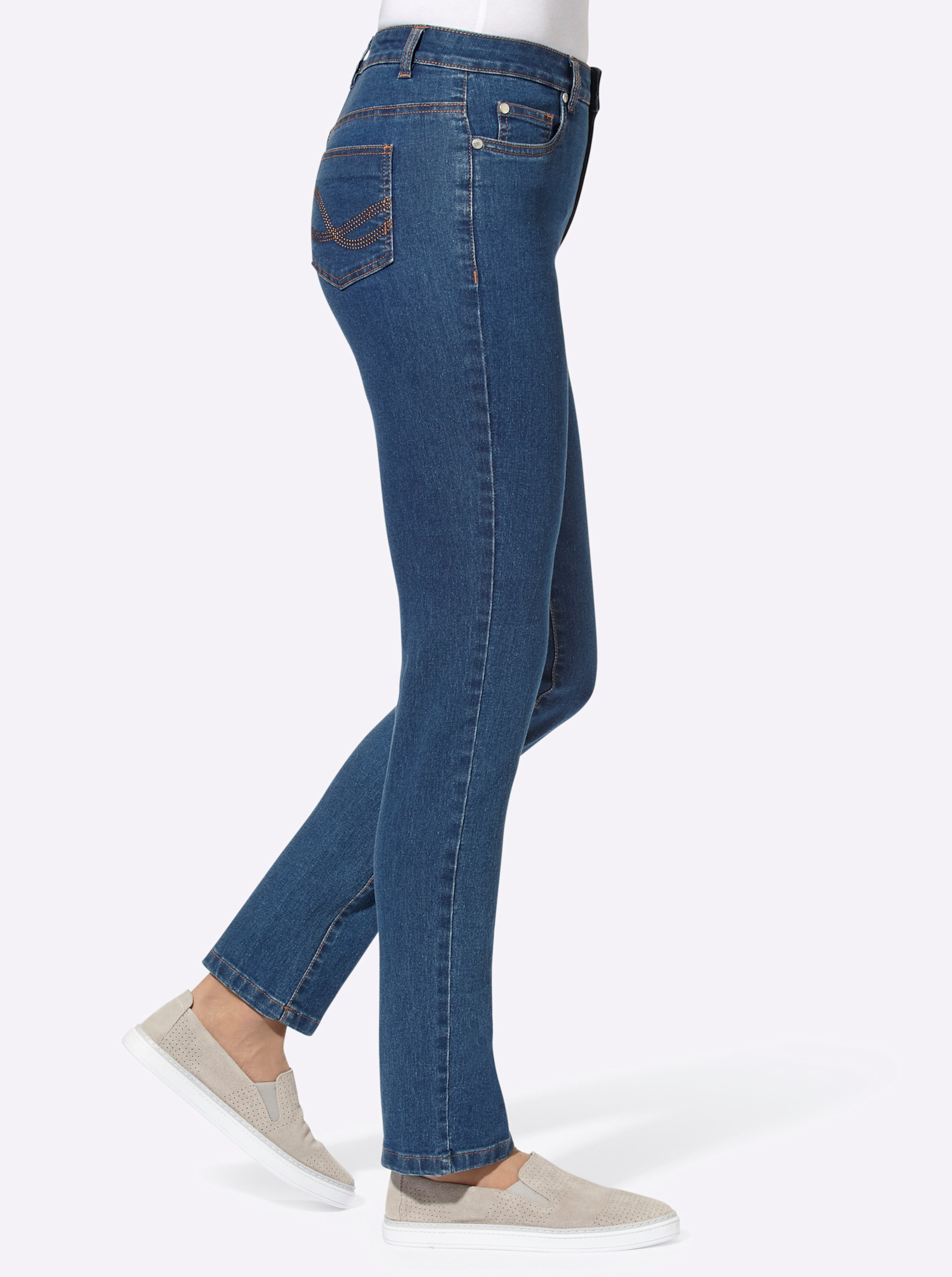 POCKET günstig Kaufen-5-Pocket-Jeans in blue-stone-washed von heine. 5-Pocket-Jeans in blue-stone-washed von heine <![CDATA[Sitzt optimal dank Stretch! Schmal geschnittene Jeans in der typischen 5-Pocket-Form mit Ziernieten an den Taschen. Gürtelschlaufen sowie Knopf- und Rei