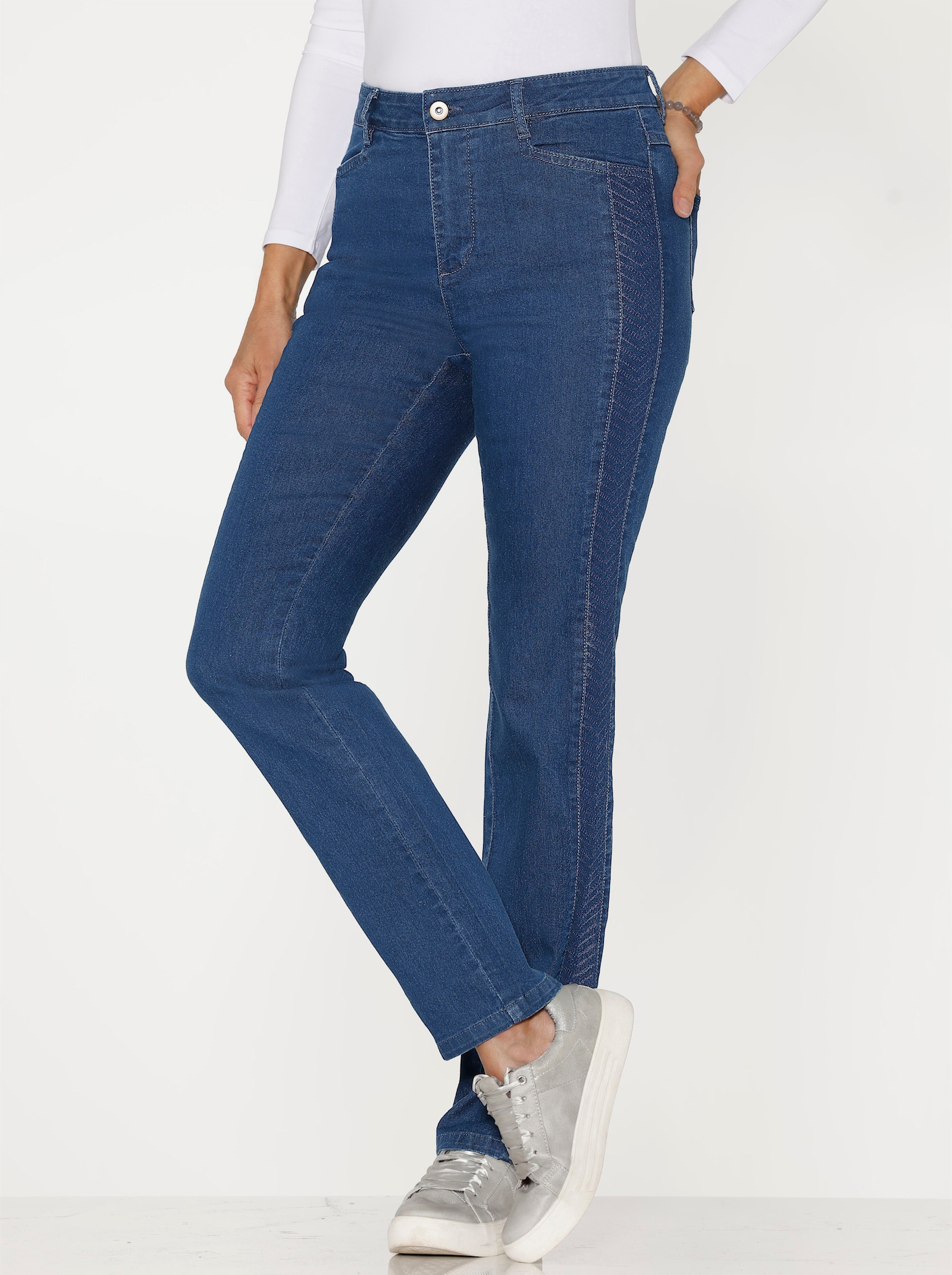 Jeans mit vorverlegter Seitennaht - blue-stone-washed