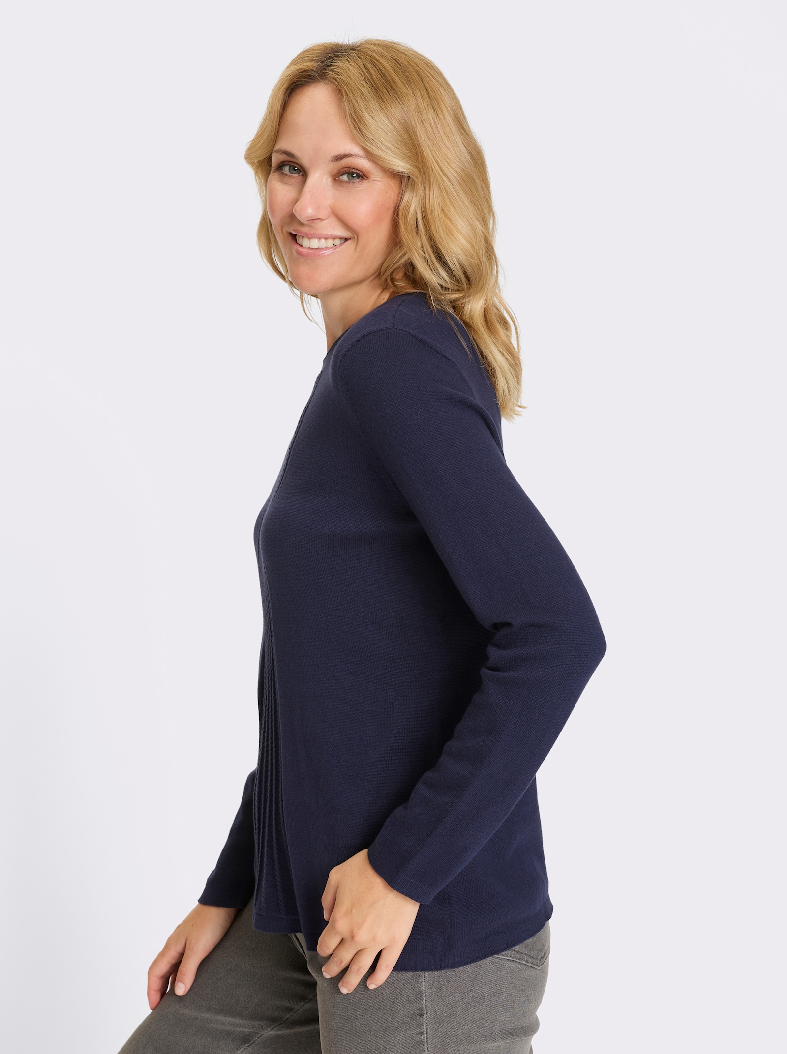 Bavlněný svetr s copánkovým vzorem na předním dílu - námořnická modrá