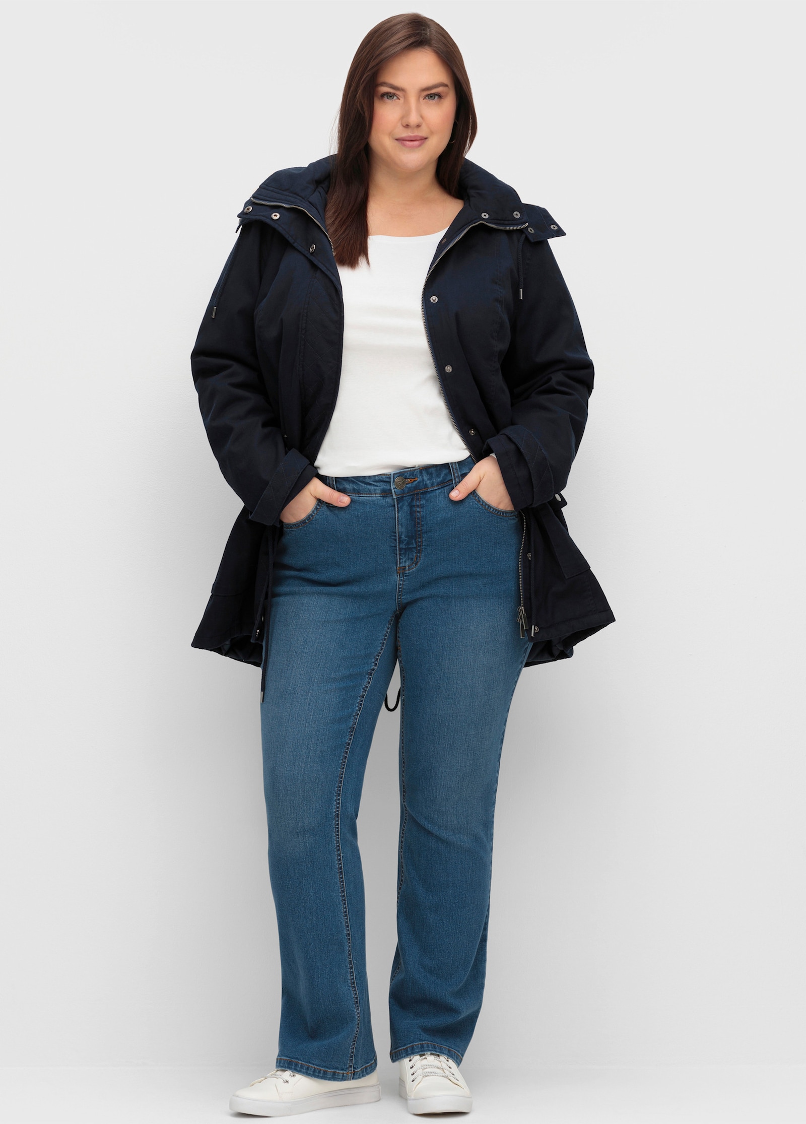 sheego Jean bootcut avec jambes étroites et taille confortable - bleu denim