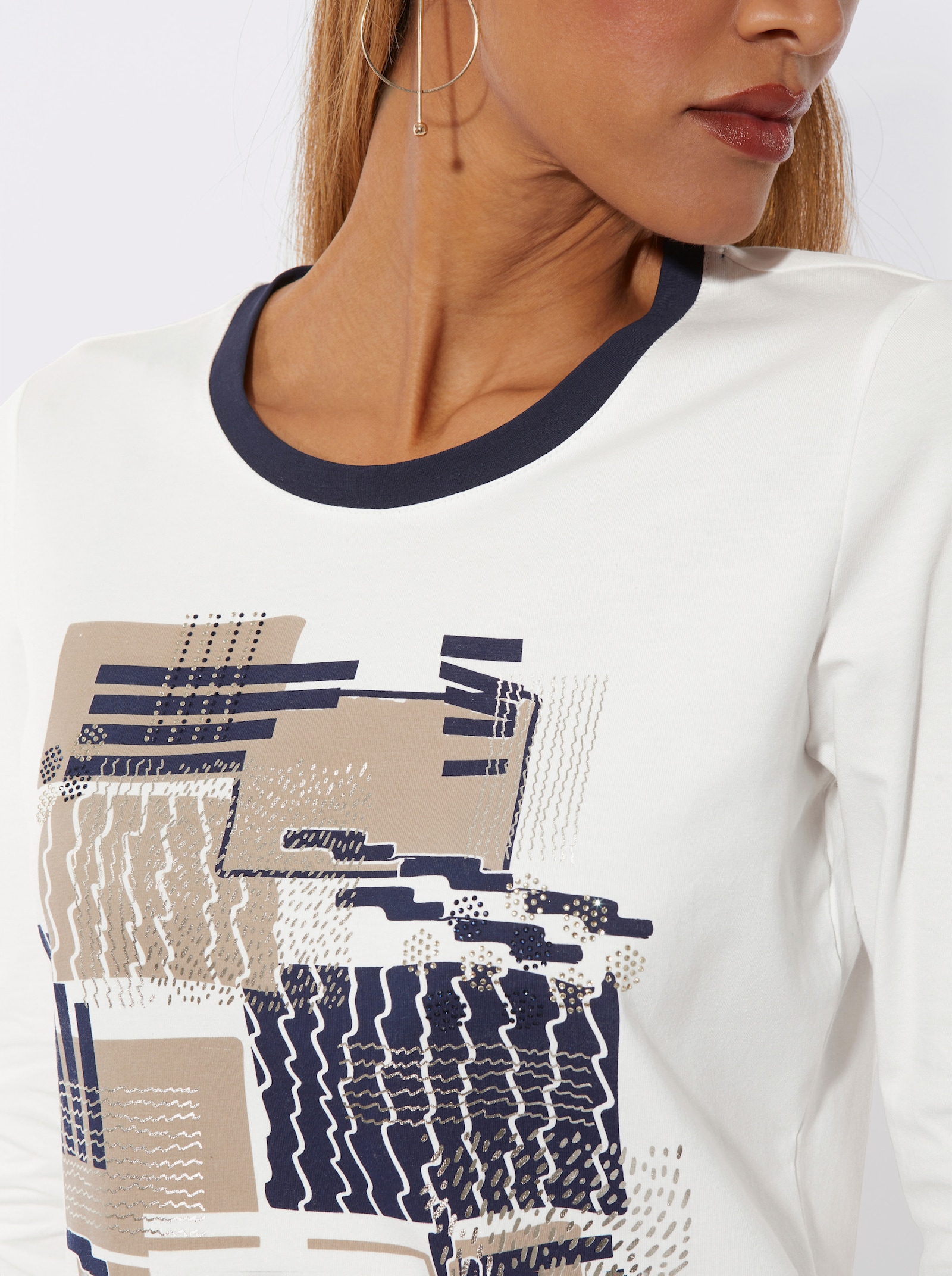 Rundhalsshirt mit platziertem Druck - ecru-marine-bedruckt