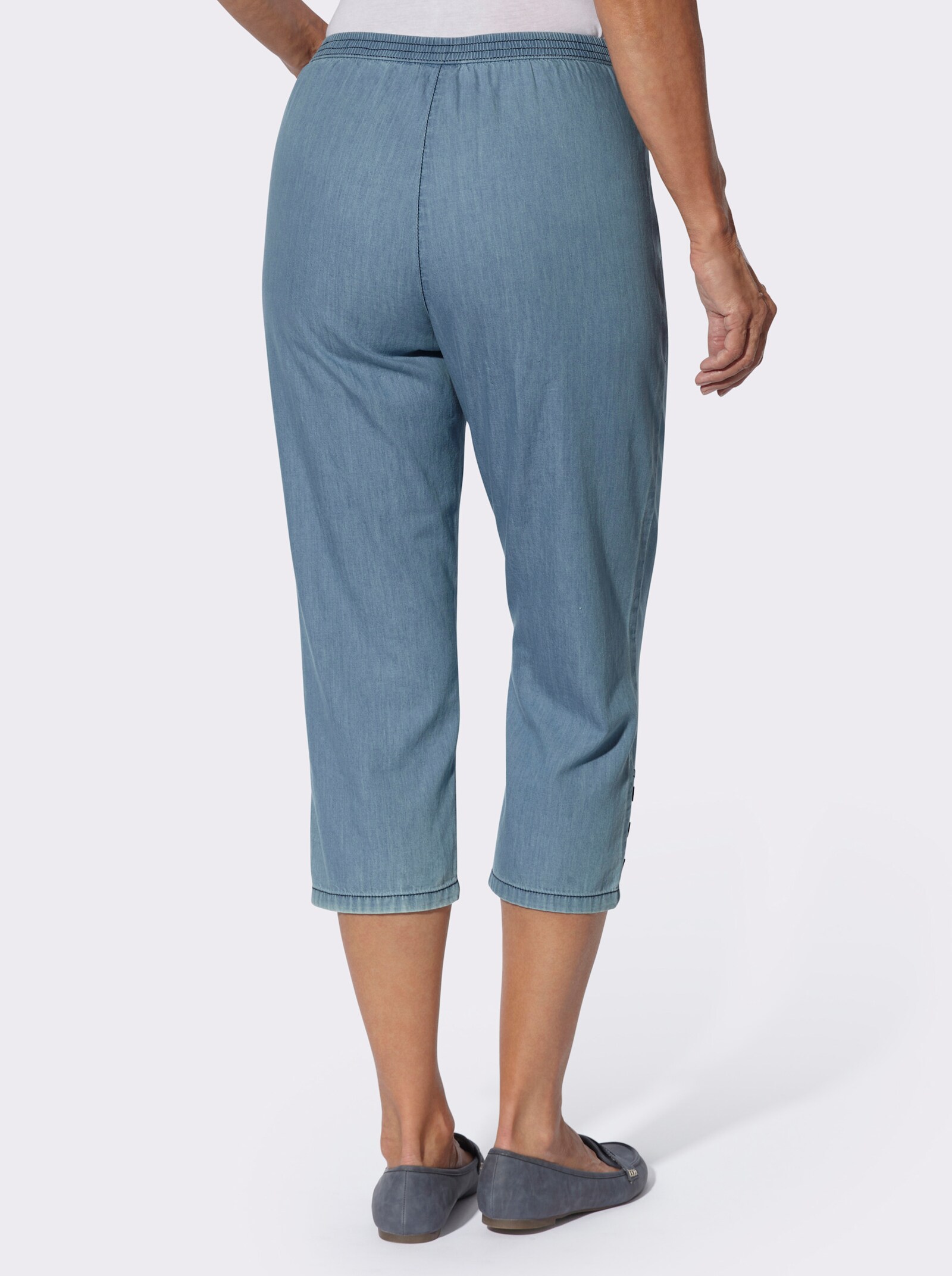 Caprijeans mit Stickerei - blue-bleached