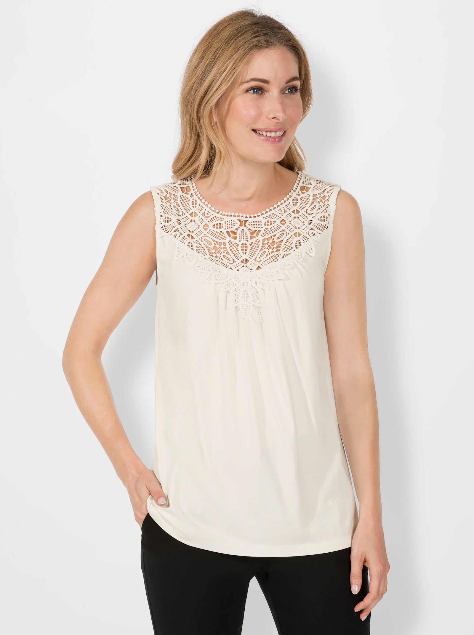 Shirttop mit Spitze am Ausschnitt - ecru