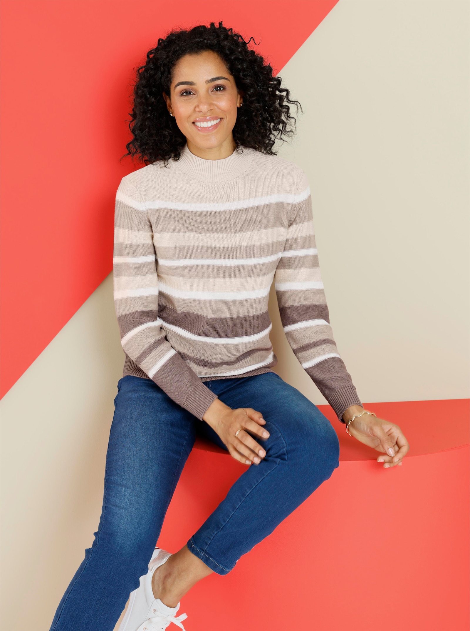 Stehkragenpullover mit Streifenmuster - sesam-ecru-gestreift