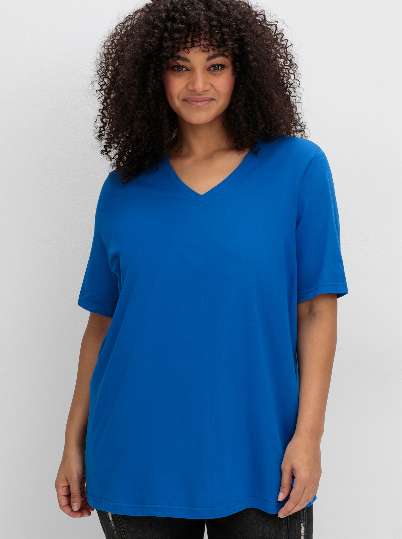 sheego Shirt met V-hals van lichte jersey - kobaltblauw