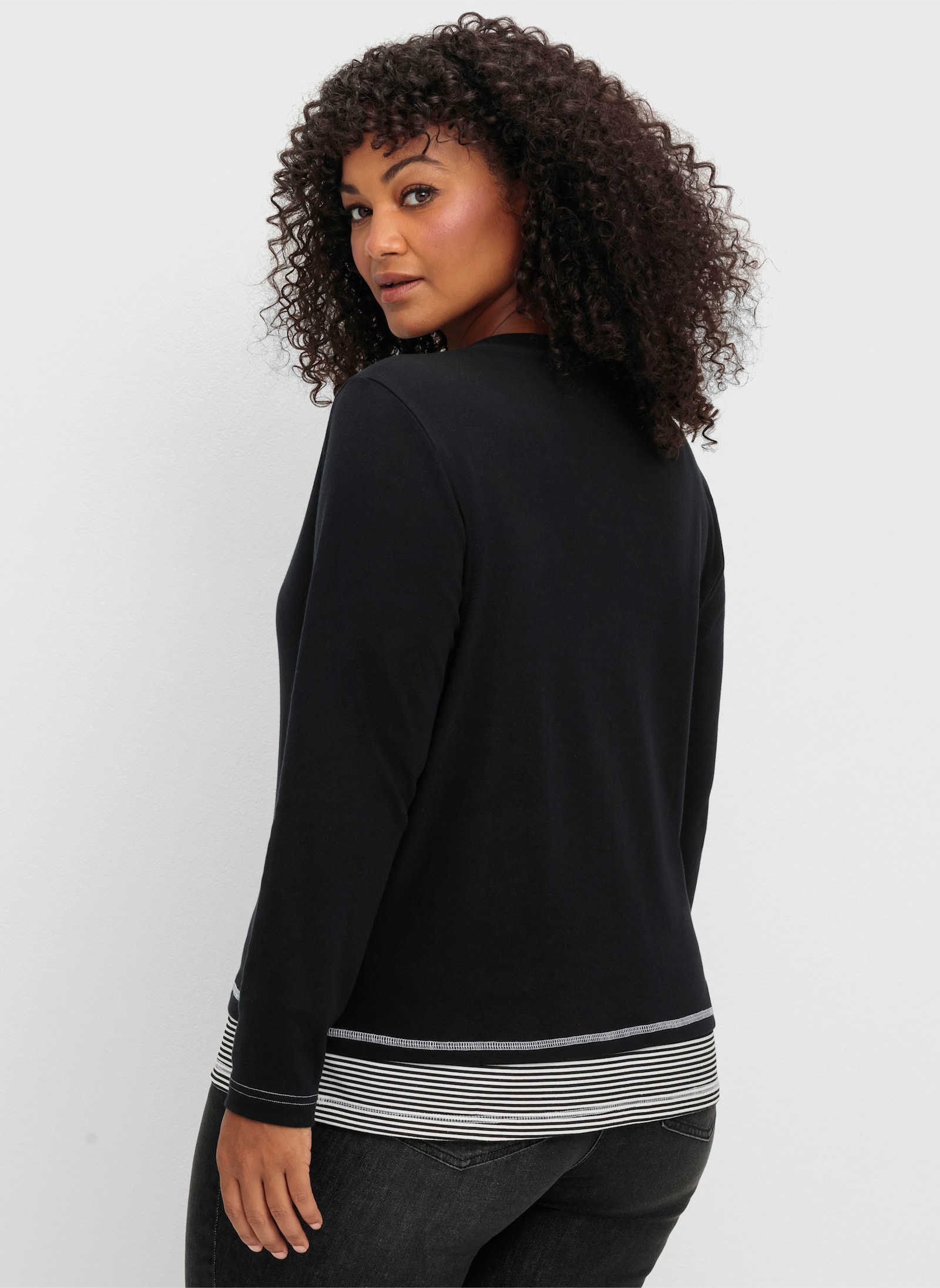 Rundhalsshirt mit gestreiften Einsätzen - schwarz-ecru-geringelt