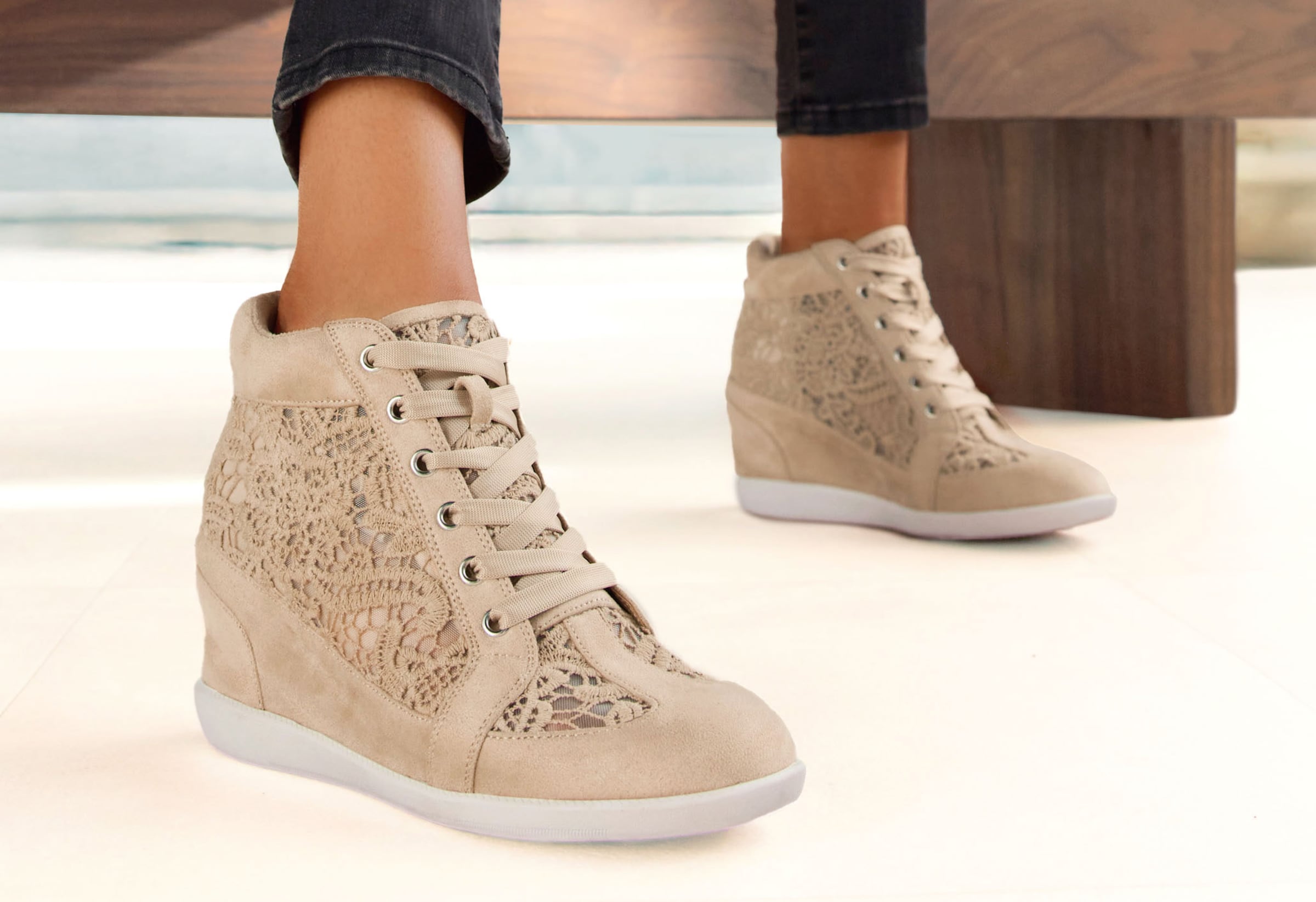 Sneaker