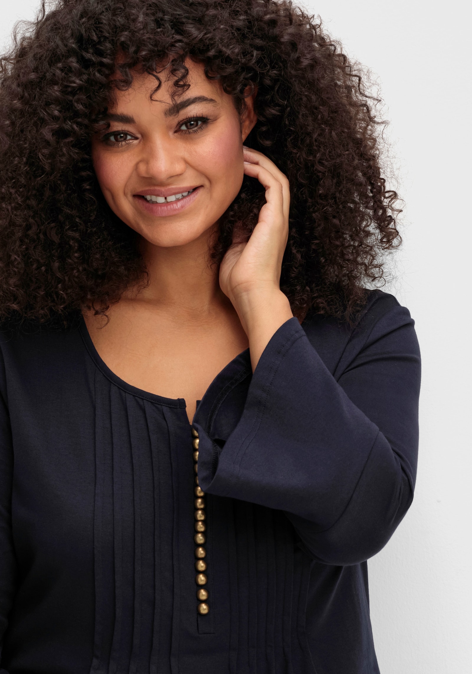 sheego by Joe Browns Shirt met 3/4-mouwen, biezen en volants - nachtblauw