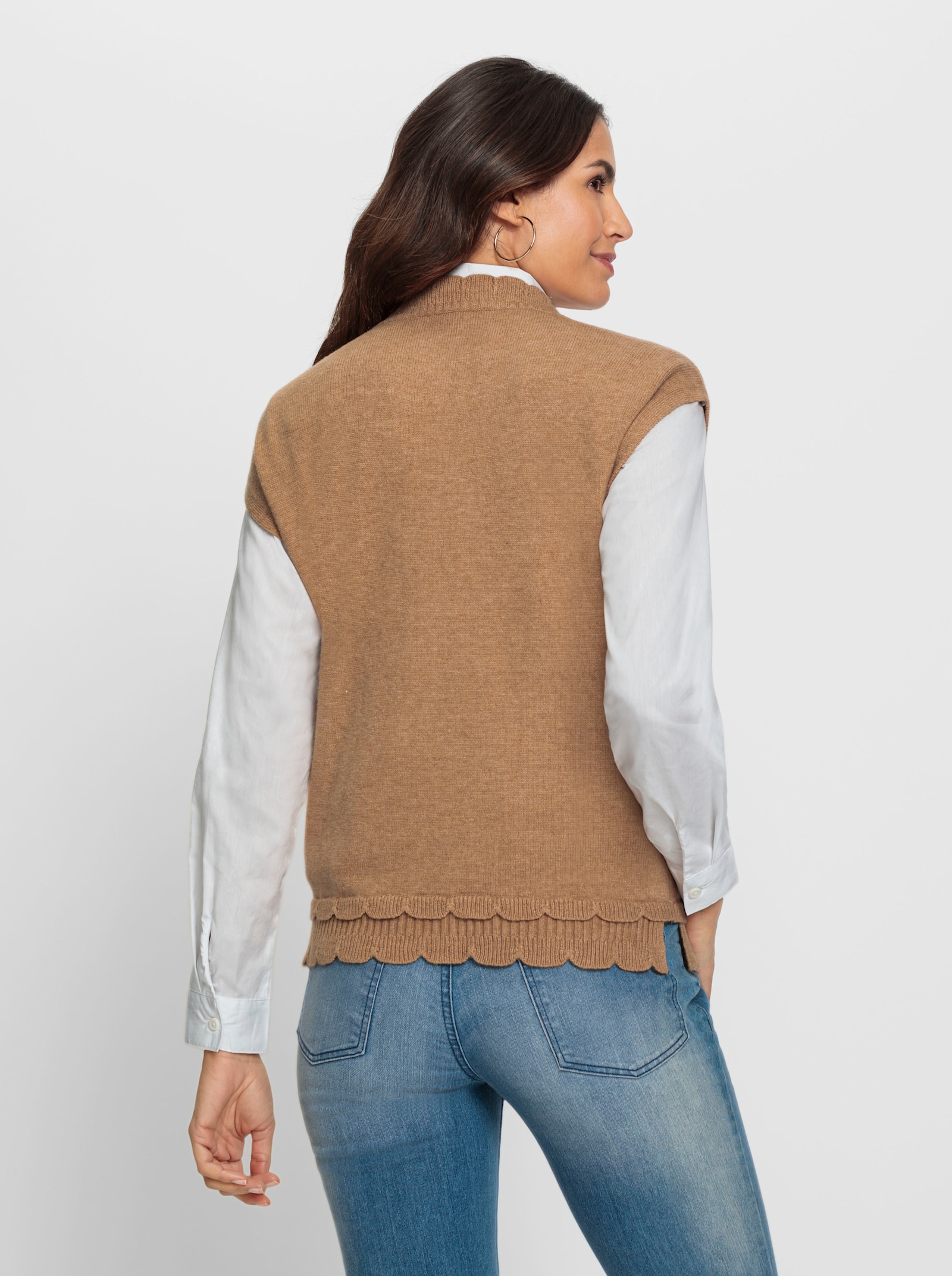 Pullunder mit gebogten Abschlüssen - camel-meliert