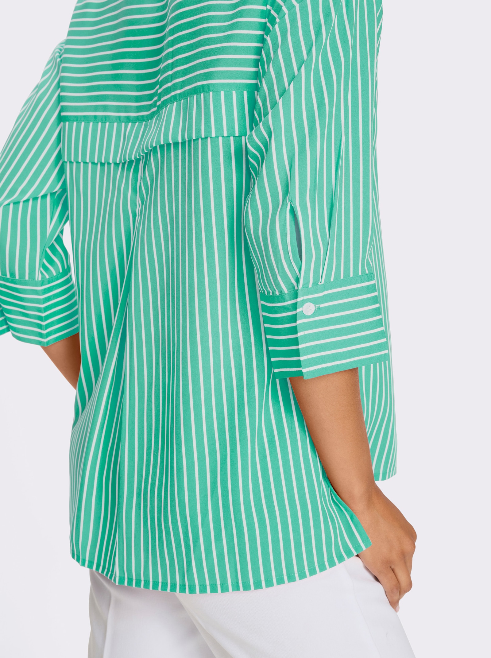 Lange blouse met stolpplooi achter - wit/blauwgroen gestreept