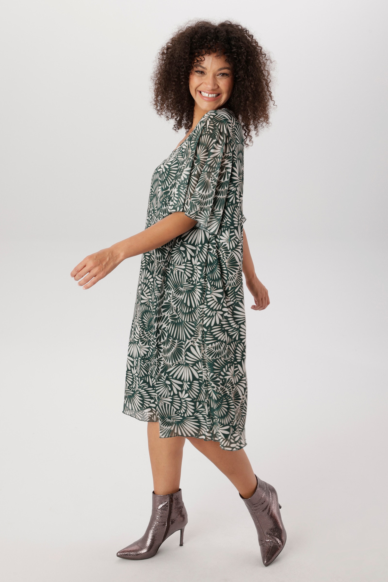 Aniston PLUS Meshkleid - grün-weiß