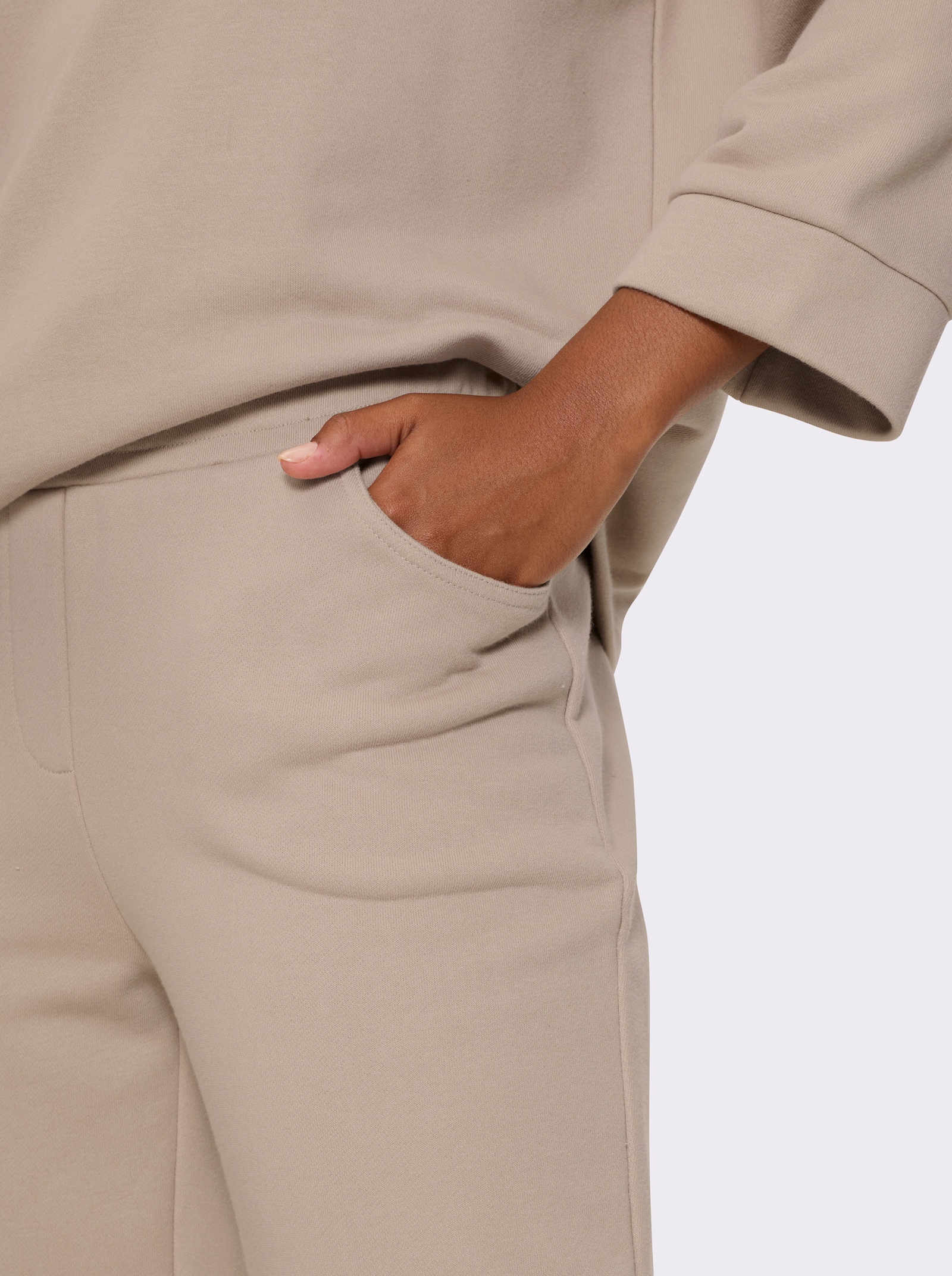 heine Anzug aus Sweatware - sesam