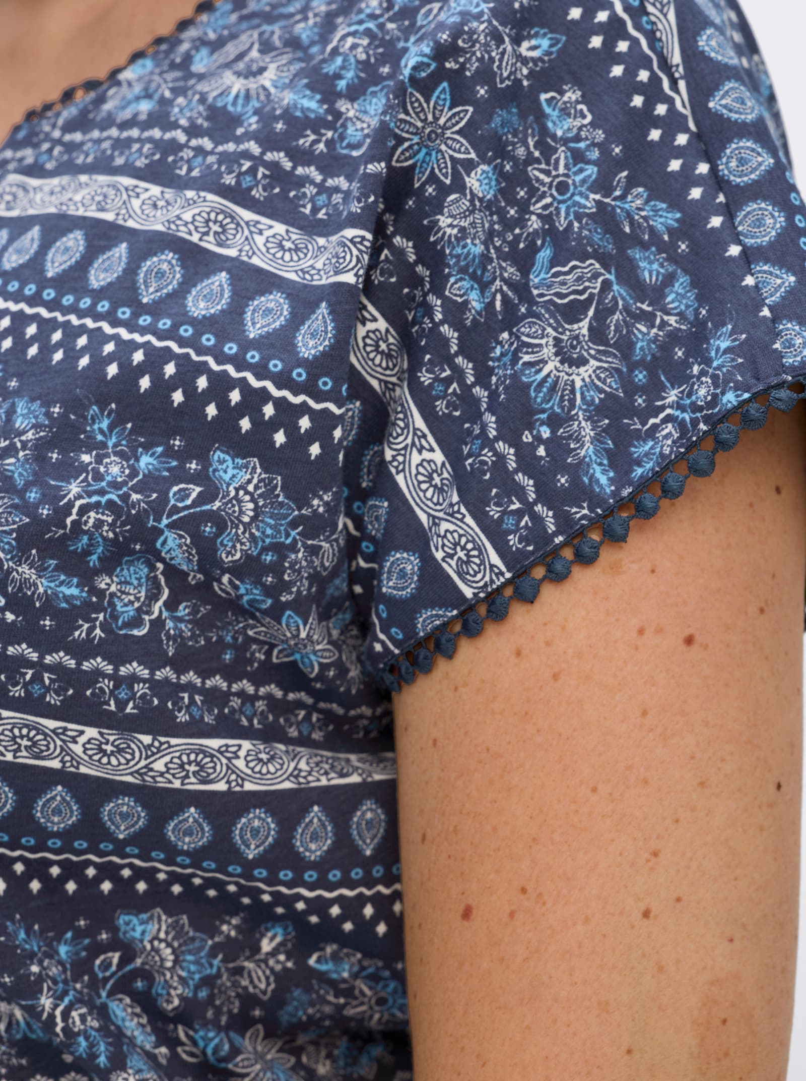  Print-Shirt mit Spitzenborte - marine-ecru-bedruckt