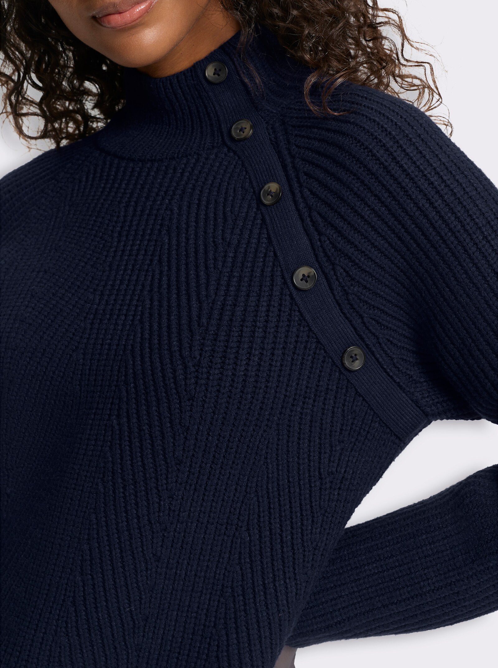heine Pullover mit Zierknöpfen - marine