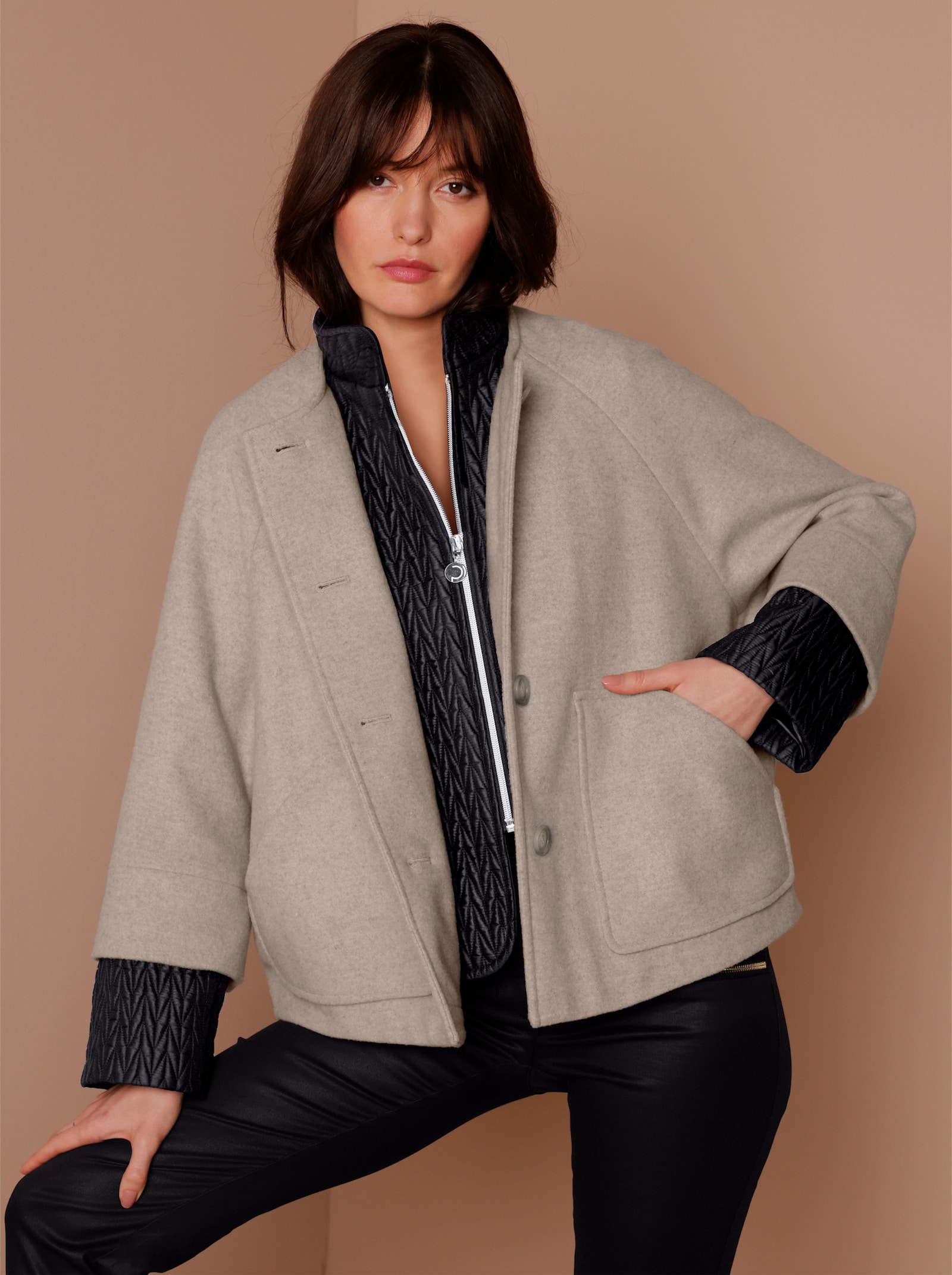 CREATION L PREMIUM Wolljacke in 2-in-1-Optik - beige-schwarz