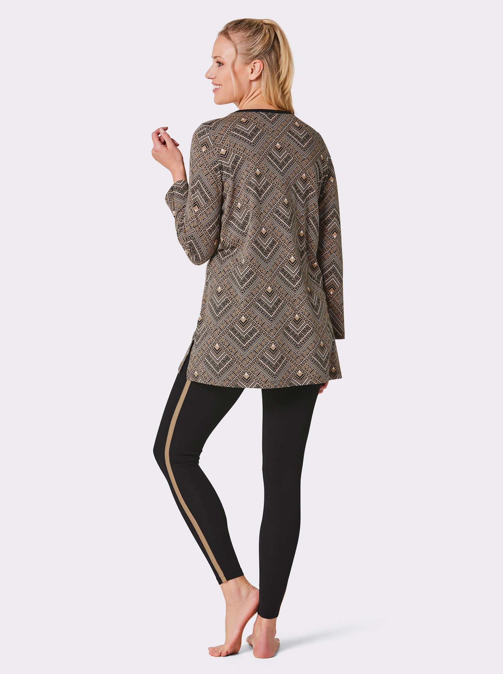 wäschepur Schlafanzug mit Kontrastpaspeln - camel-schwarz-bedruckt