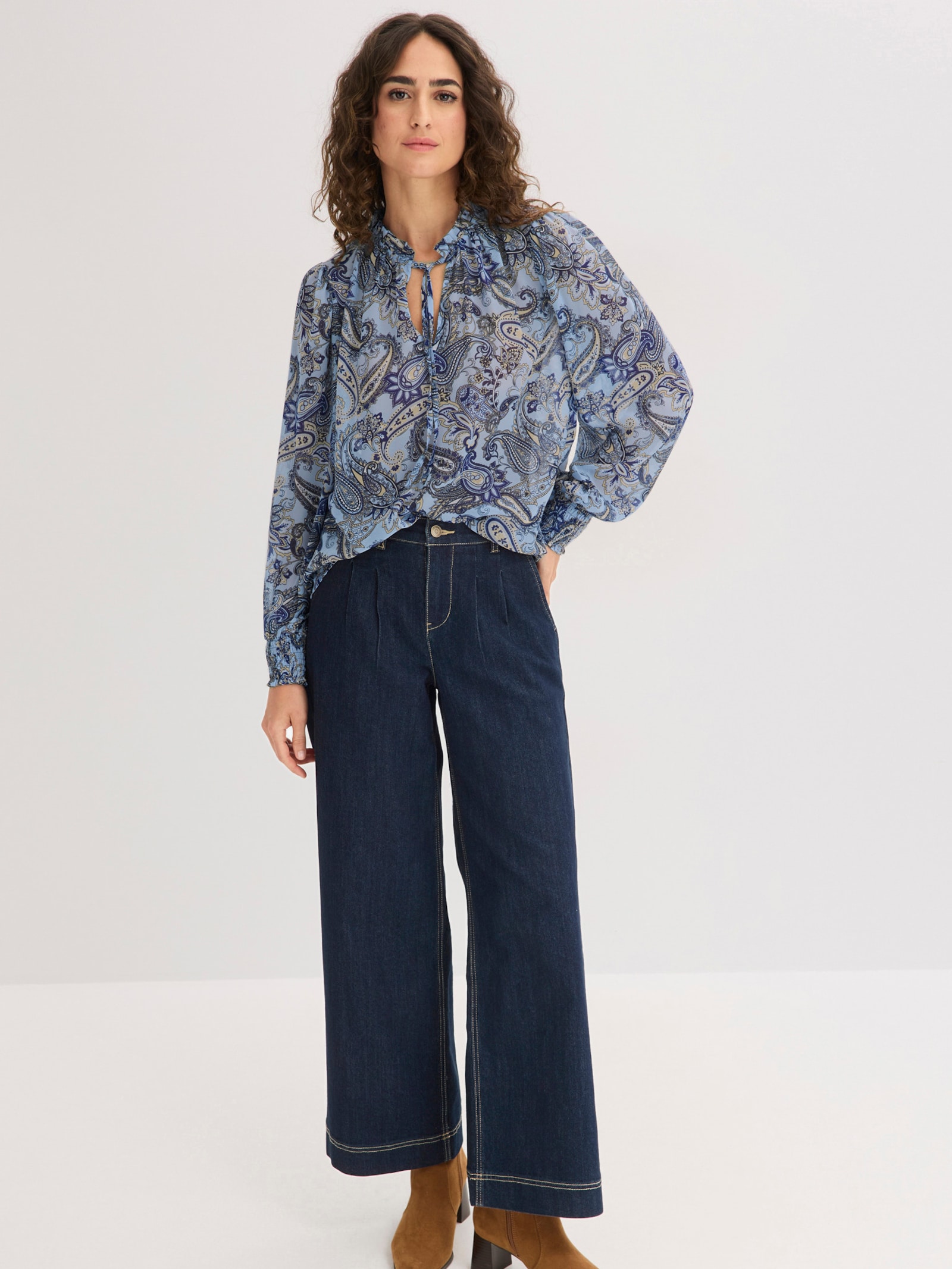 Druckbluse in Georgette-Qualität - taubenblau-royalblau-bedruckt