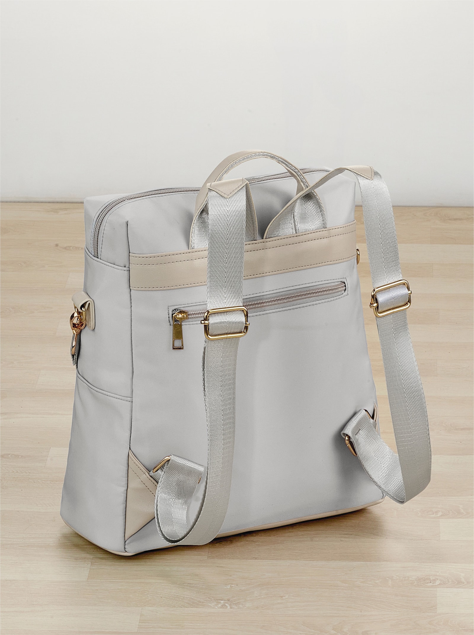 Rucksack mit Schlüsselanhänger - grau