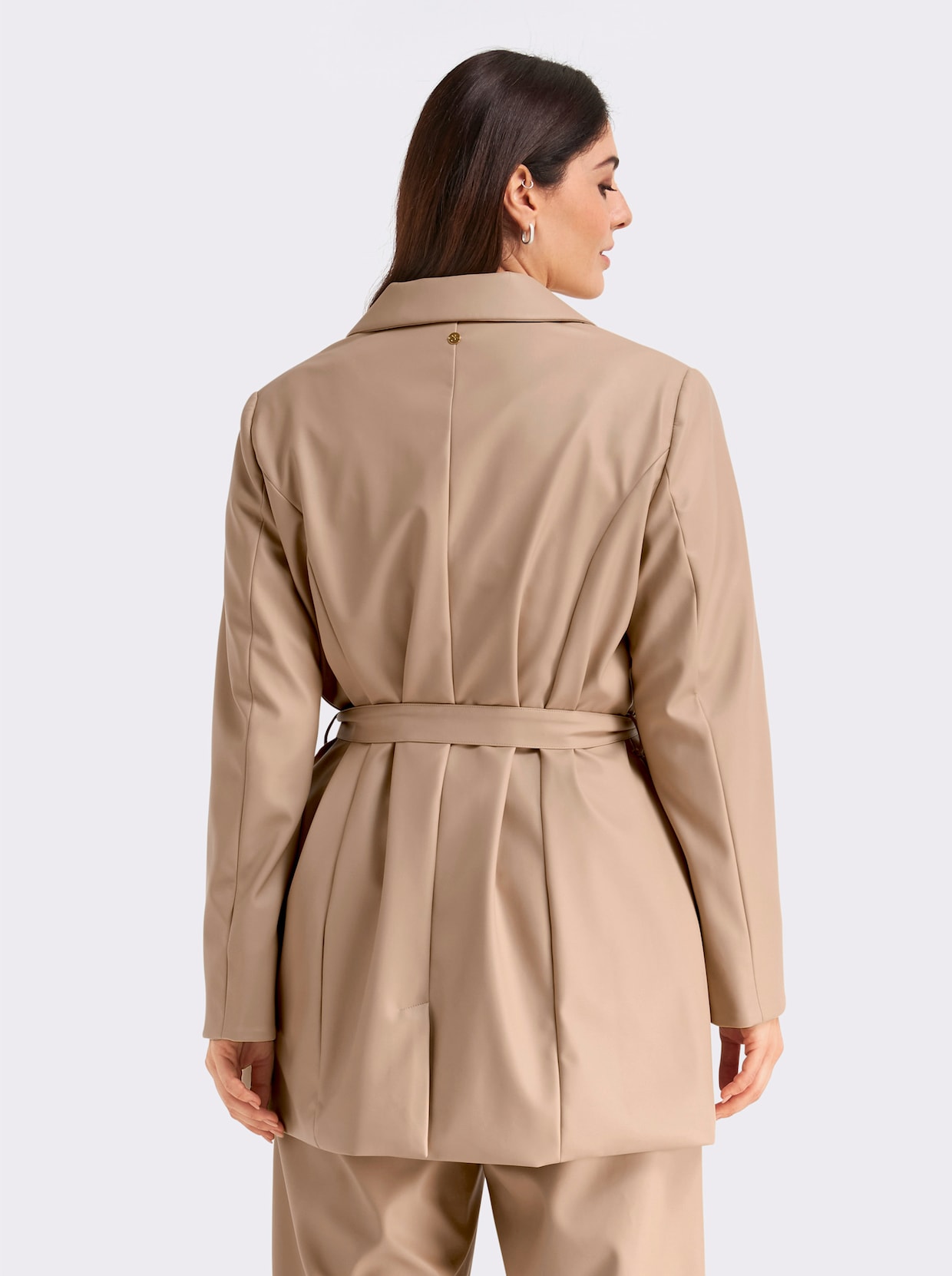 sheego Longjacke aus Lederimitat - beige