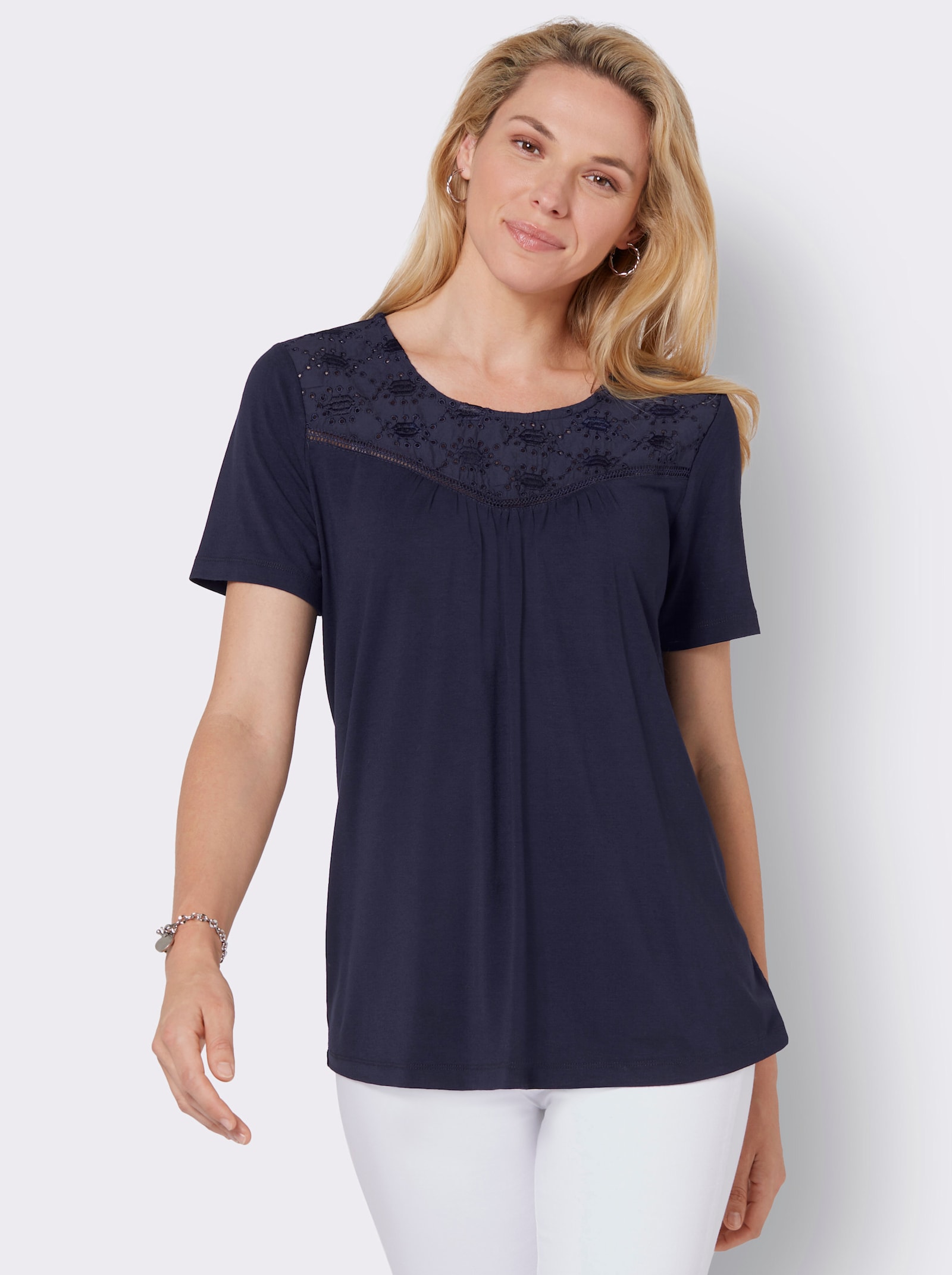 Rundhalsshirt mit Spitzen-Einsatz - marine