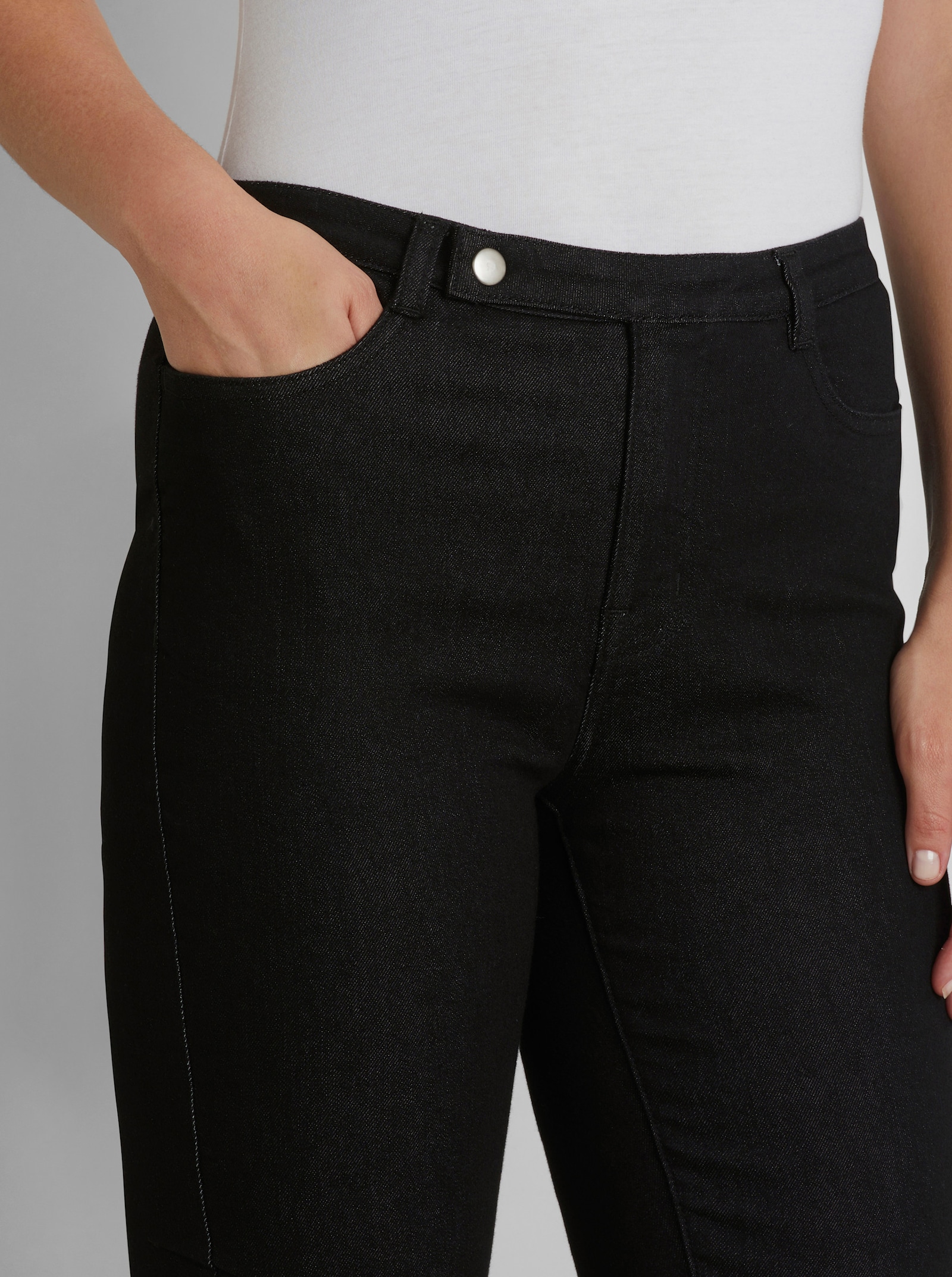 heine Caprijeans mit Seitenschlitzen - schwarz
