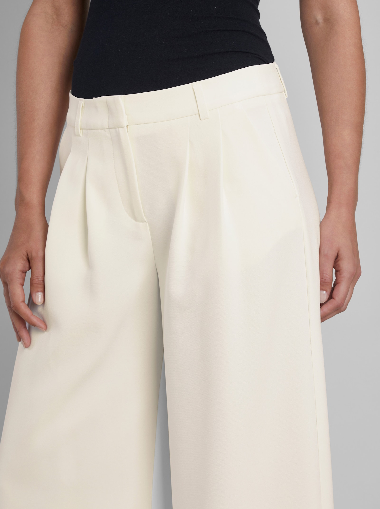 heine Webhose mit weiten Beinen - ecru