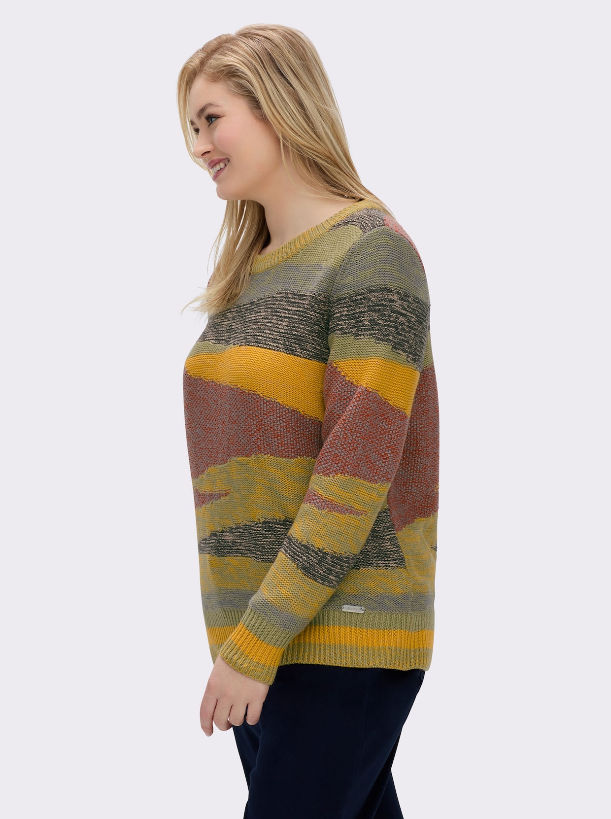 Strickpullover mit farbigen Rippbündchen - ocker-rostrot-gemustert