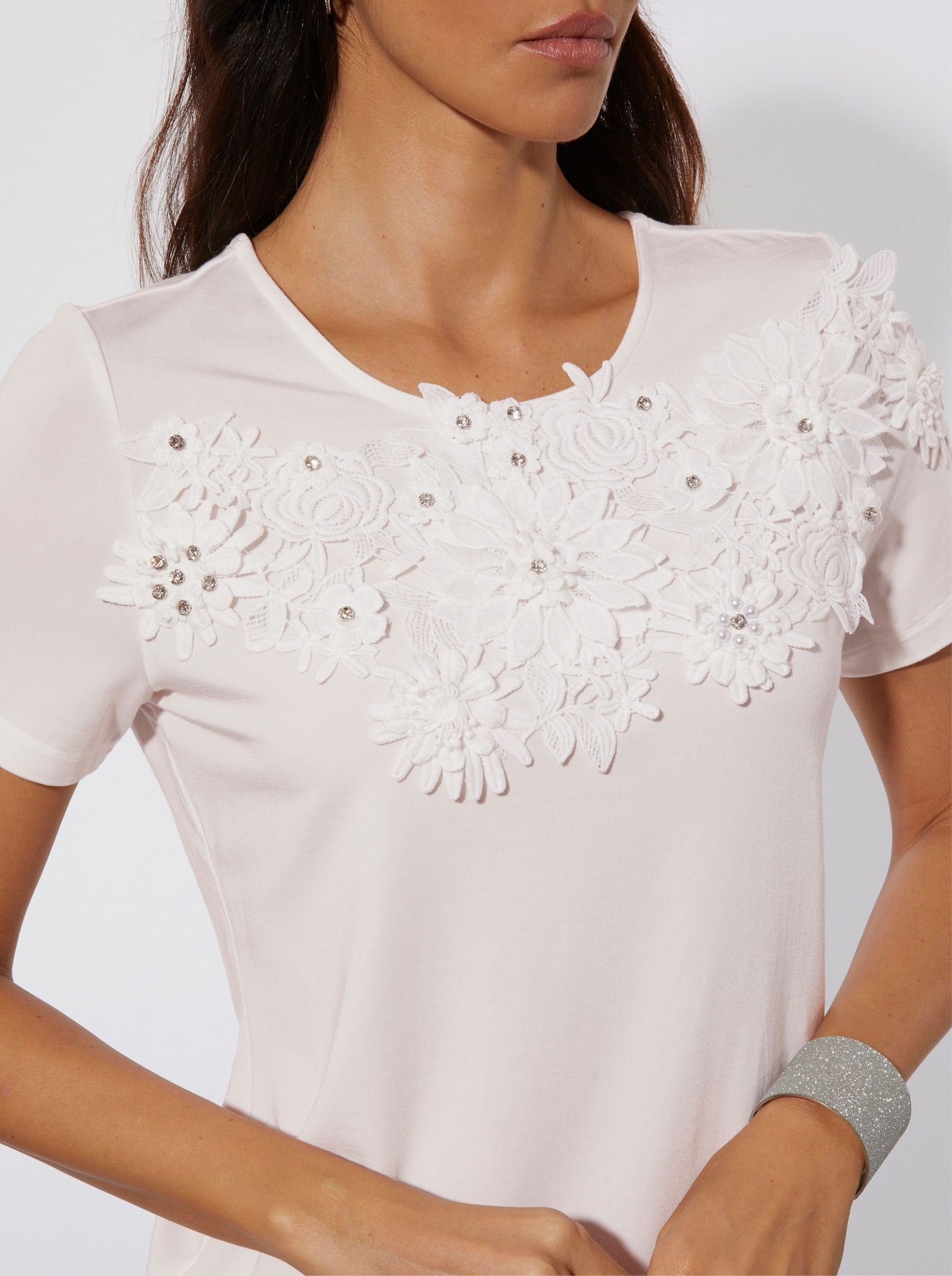 Kurzarmshirt mit Spitze und Glitzersteinchen - ecru