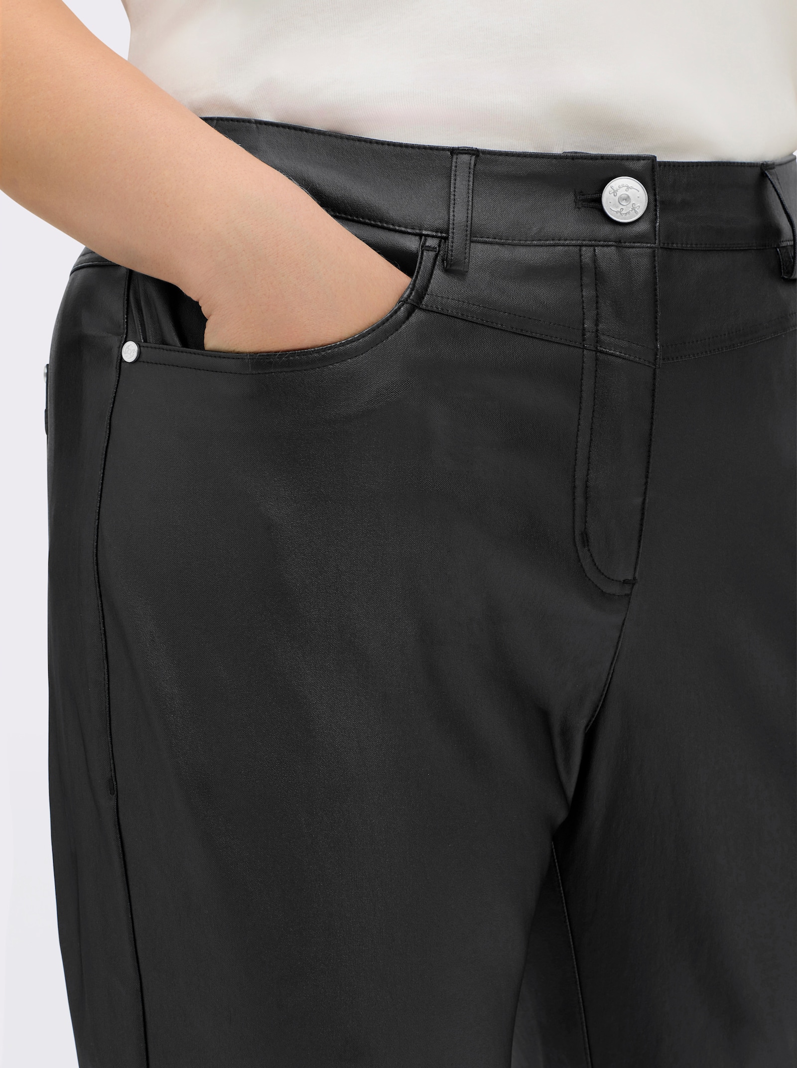 sheego Broek van imitatieleer met rechte pijpen - zwart