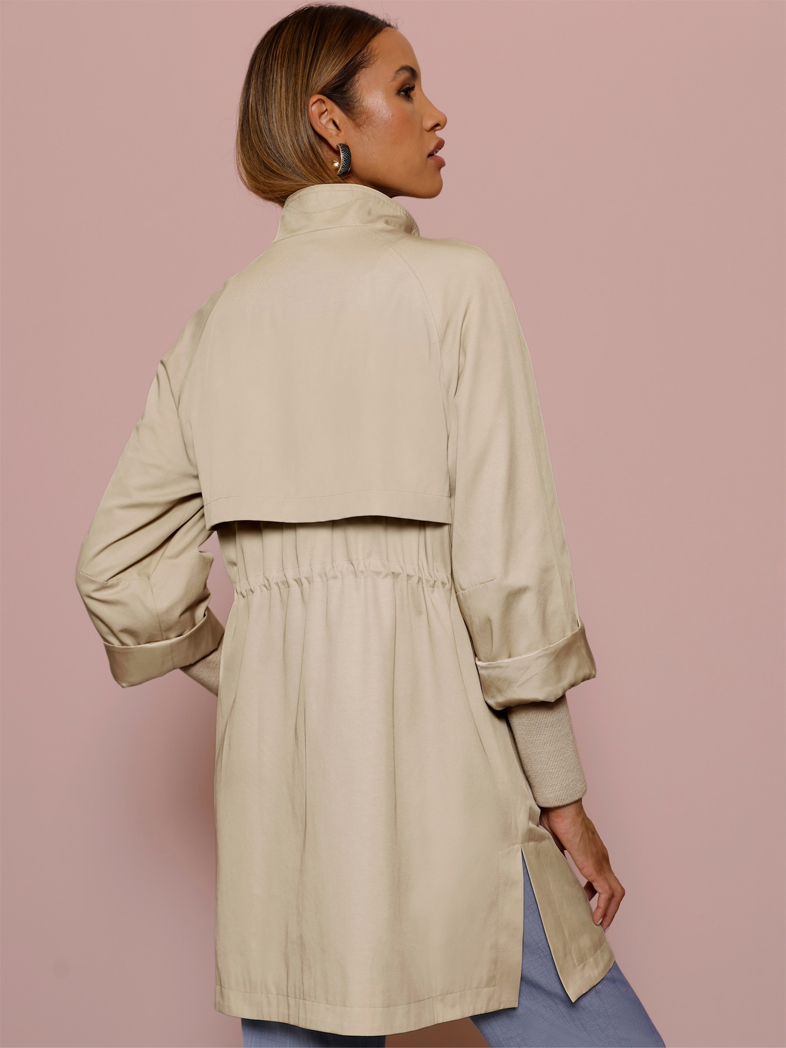 Kurzmantel im Trenchcoat-Style - sand