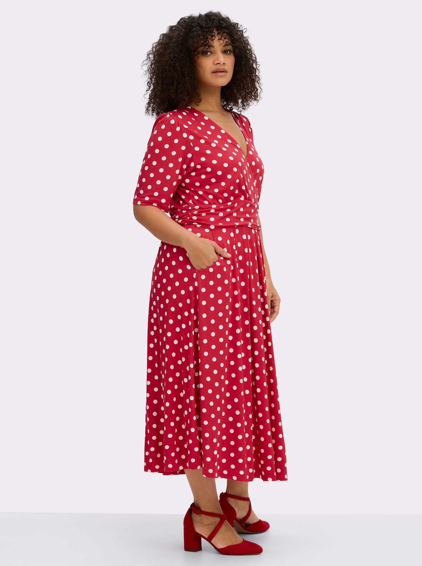 sheego by Joe Browns Jerseykleid mit Polka-Dots - erdbeere-weiß-gemustert