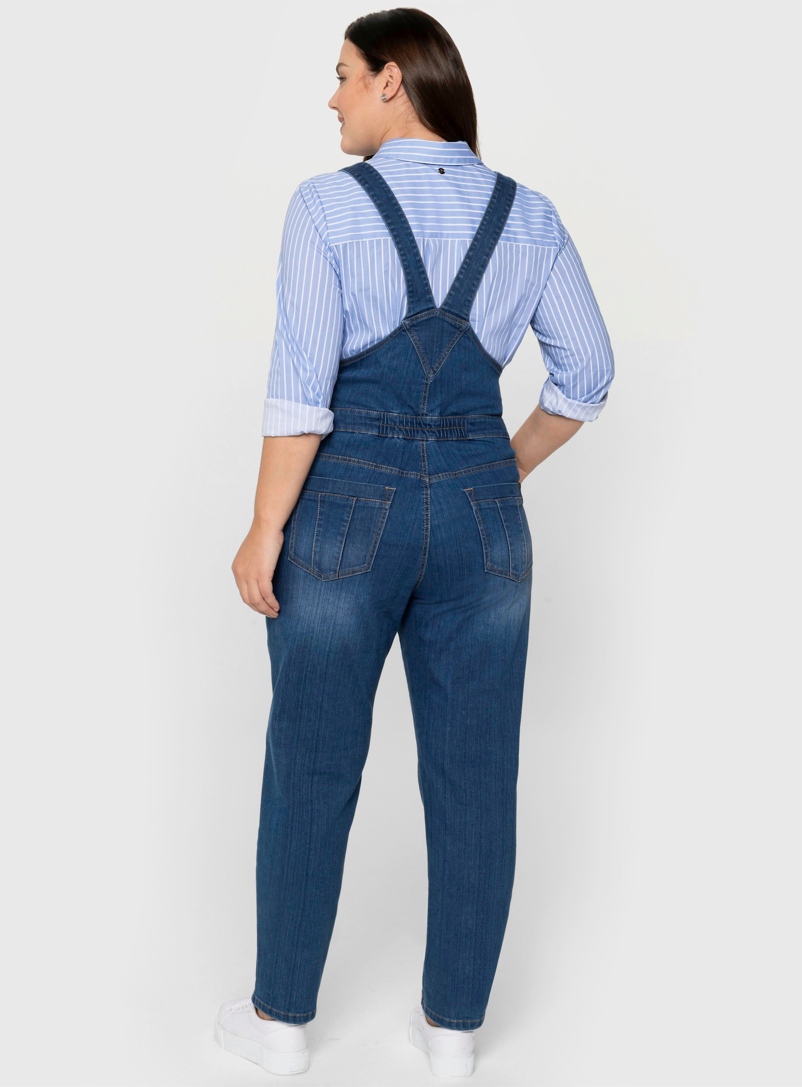sheego Jeanslatzhose mit elastischem Einsatz - blue used denim