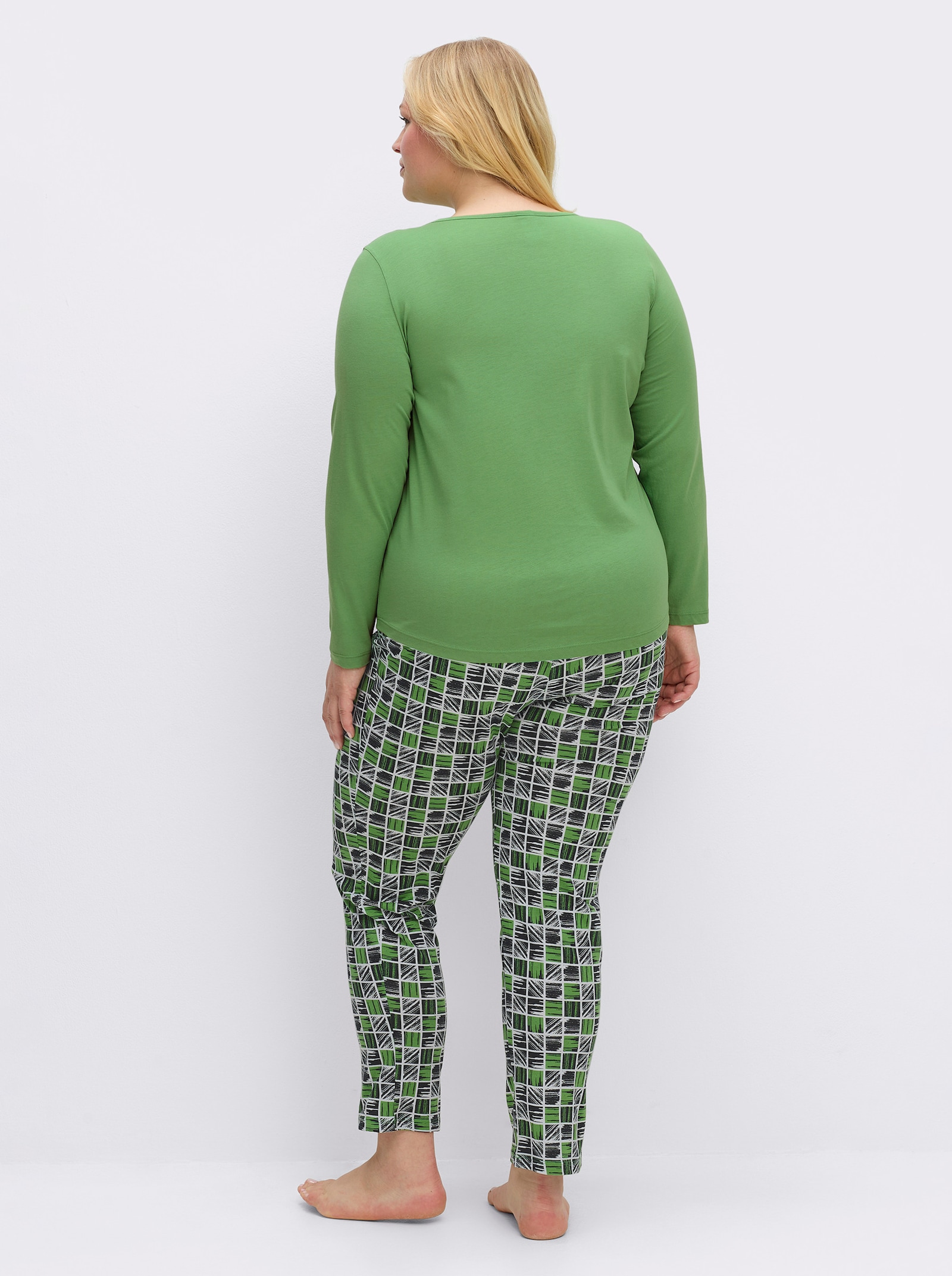 wäschepur Schlafanzug mit gemusterter Hose - apfel-schwarz-kariert