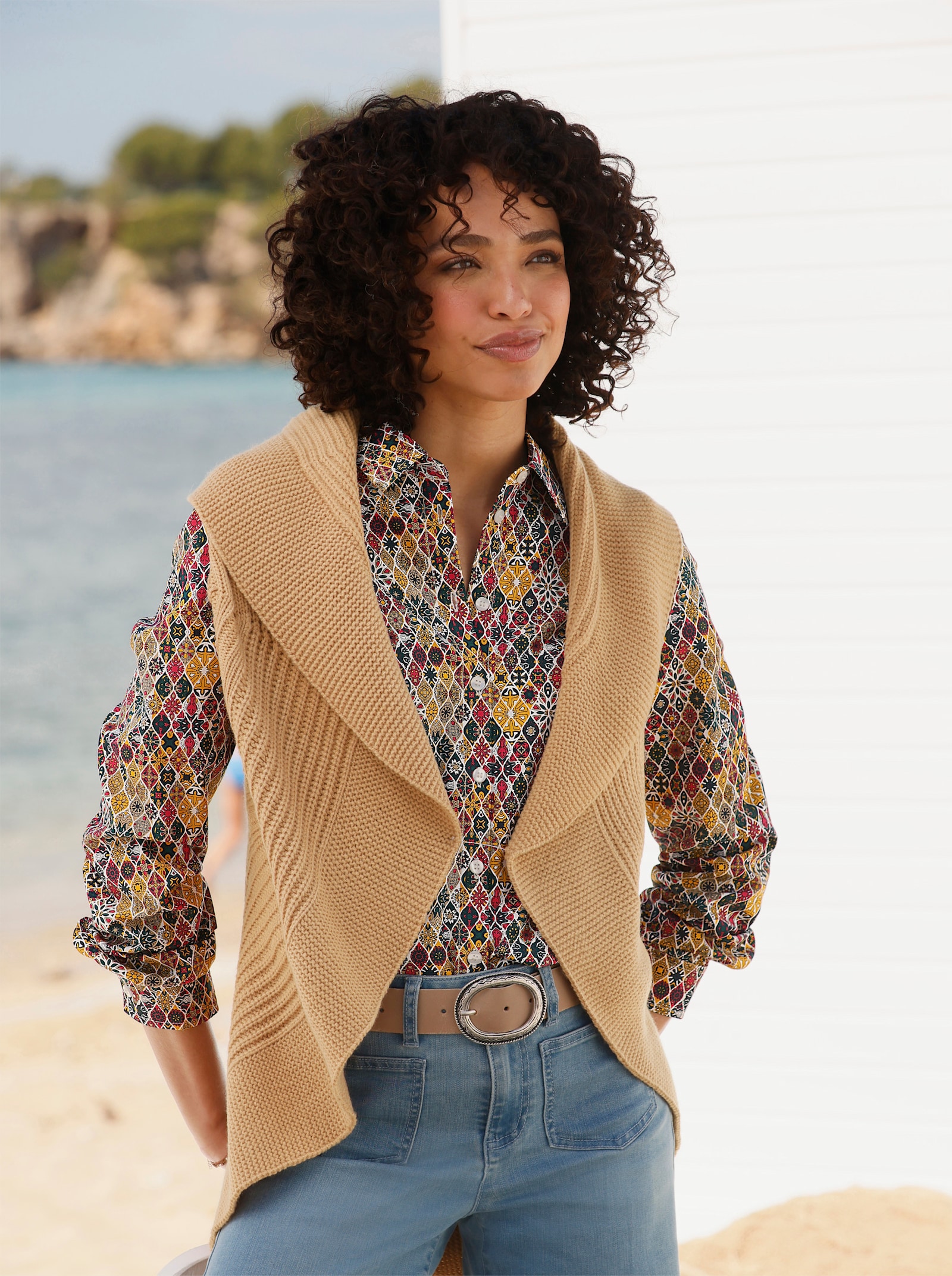 heine Strickjacke mit Ajourmuster - camel