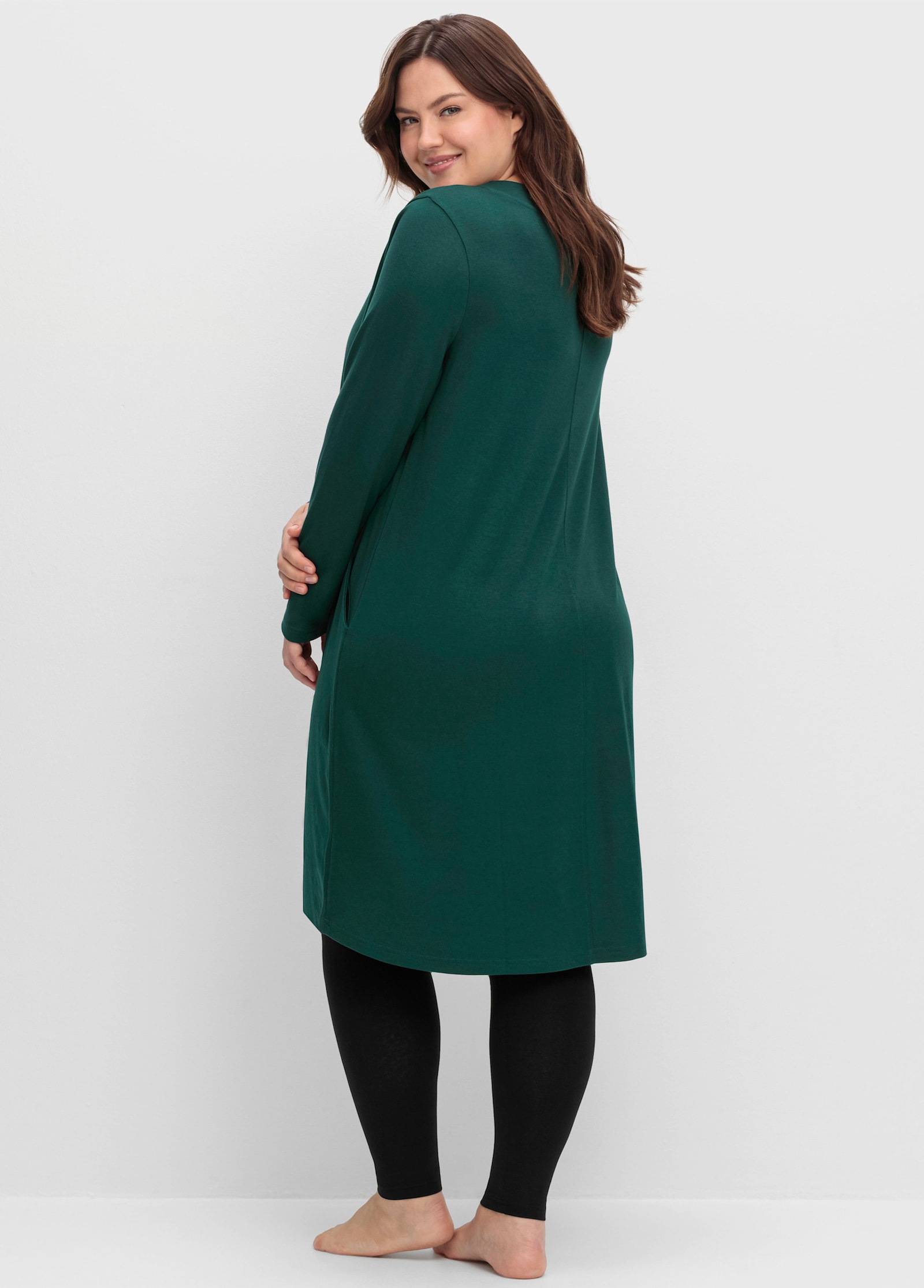 sheego Freizeitkleid mit längerem Rückteil - tiefgrün