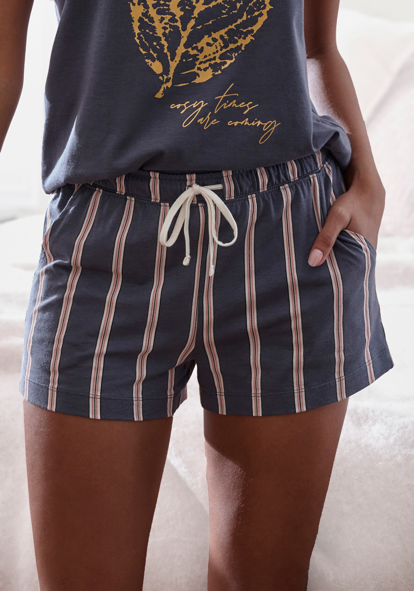 LASCANA Short de pyjama - anthracite à rayures