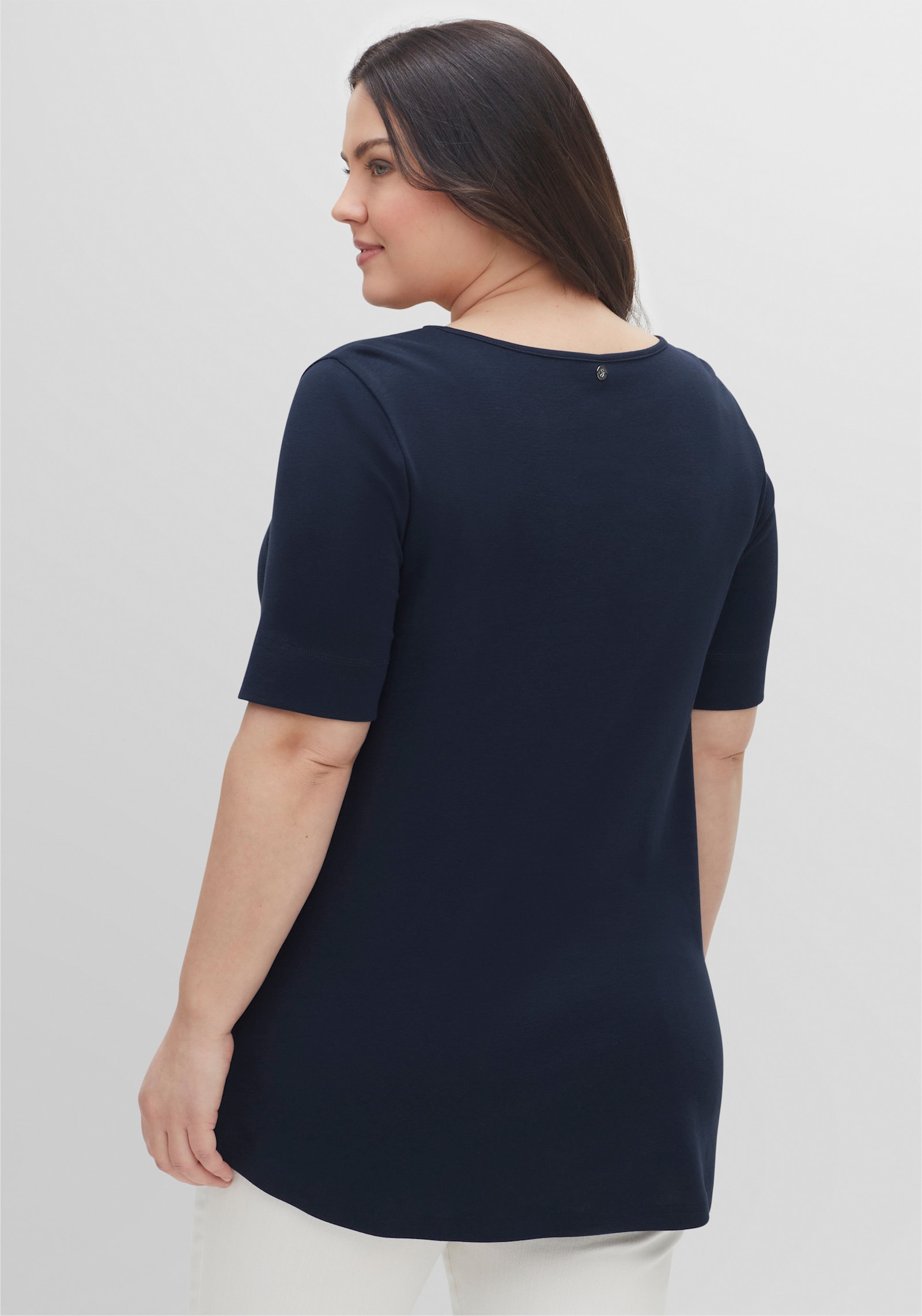 sheego Lang shirt met afgeronde zoom - nachtblauw