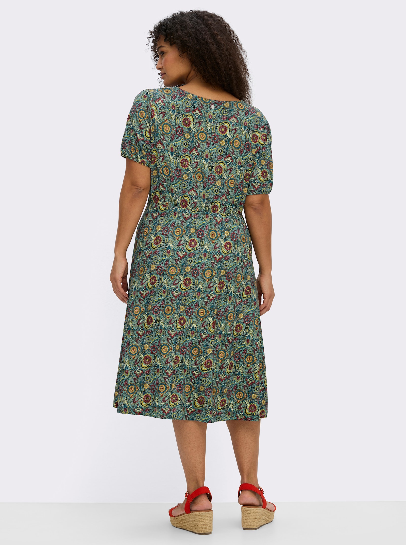 sheego Jerseyjurk met bloemenprint - oceaan/diepblauw bedrukt