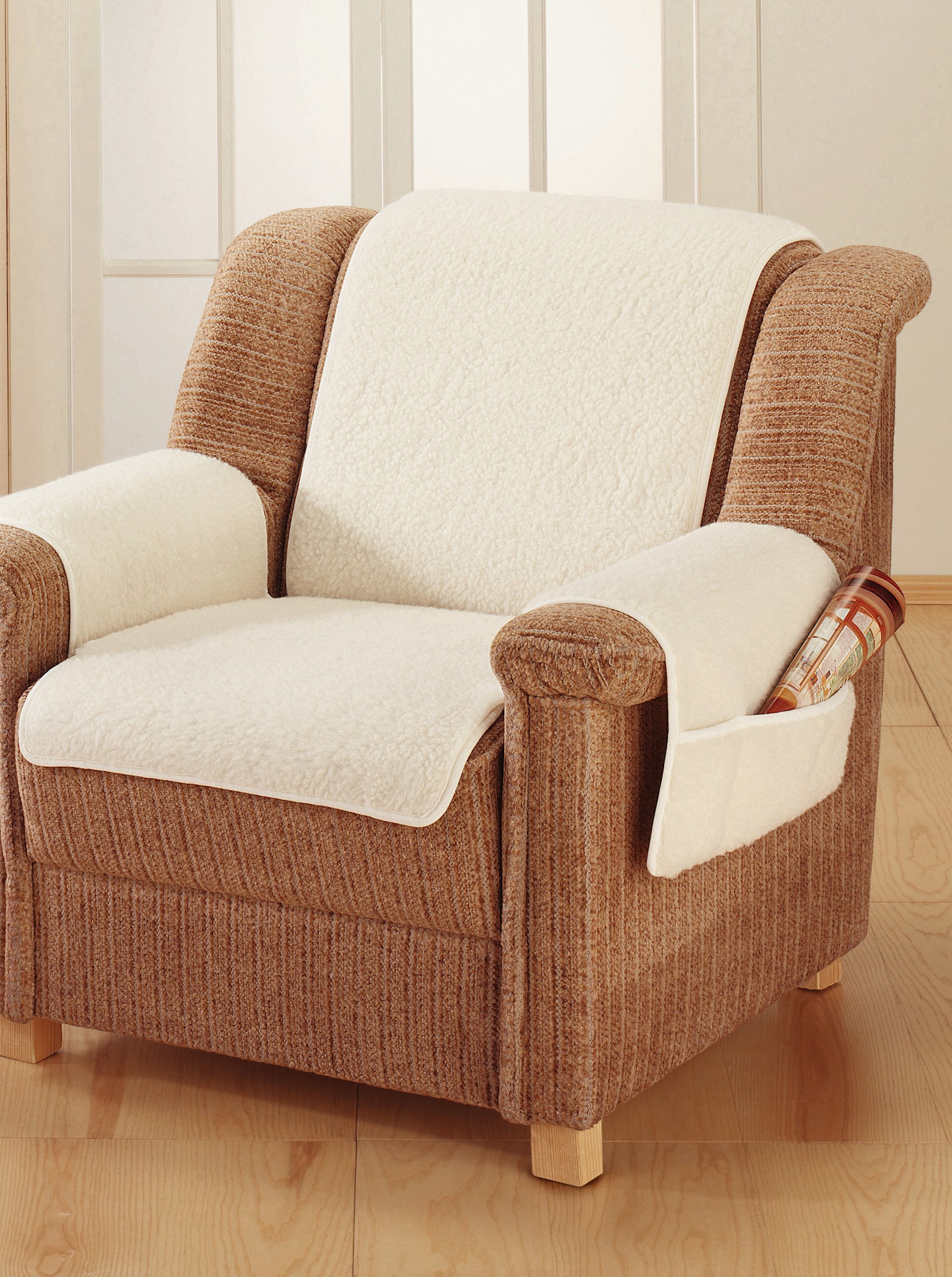 Pokrývka na kreslo - svetlobéžová