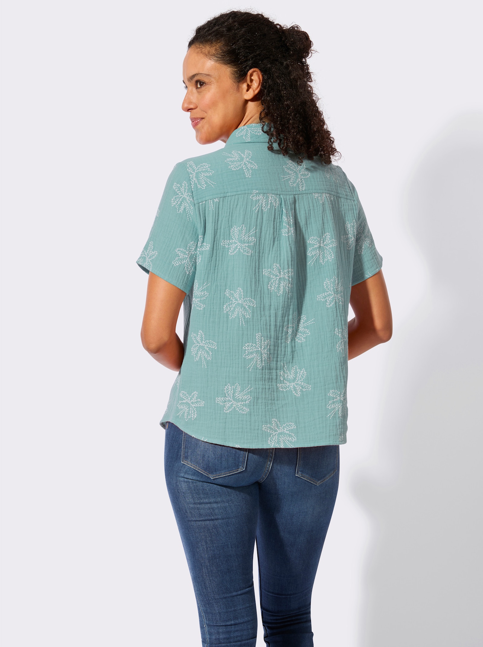 Baumwollbluse mit Palmen-Print - salbei-ecru