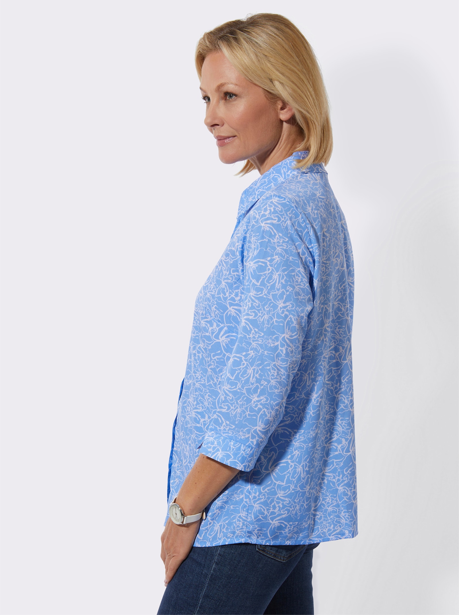 Hemdbluse im Blütendessin - himmelblau-weiß-bedruckt