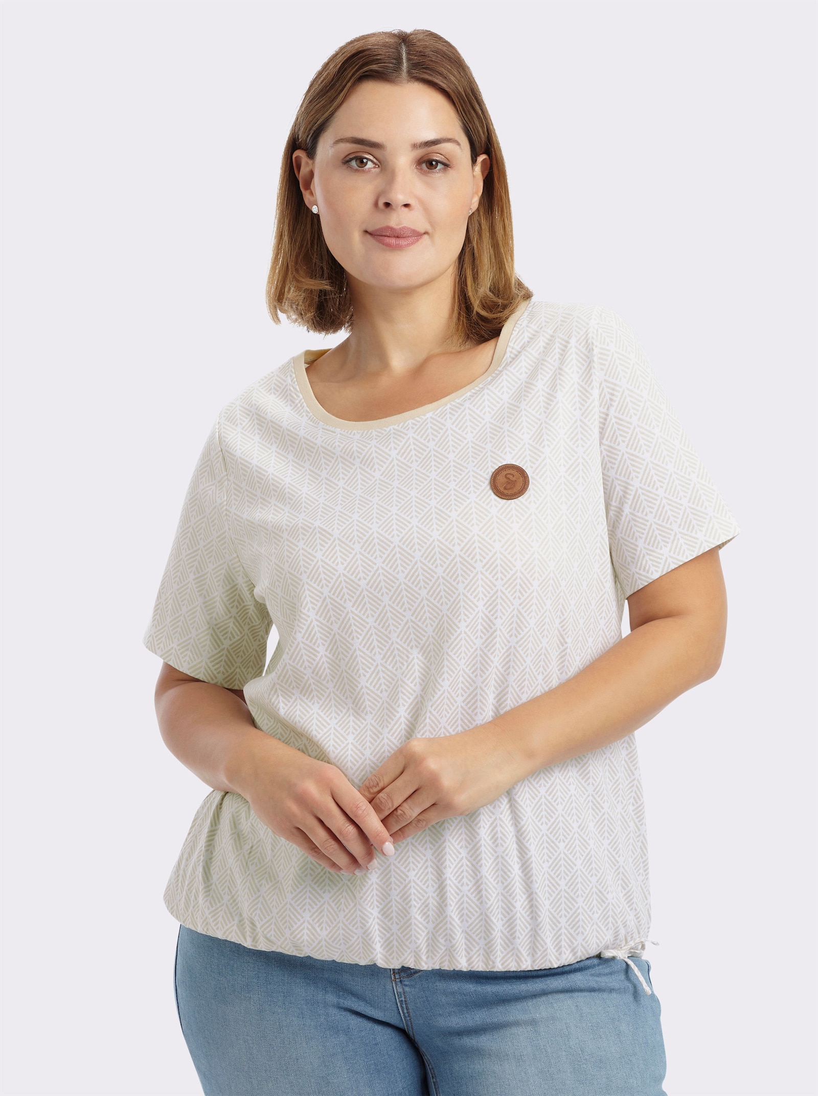 sheego Rundhalsshirt mit elastischem Tunnelzug - sand-weiß-bedruckt