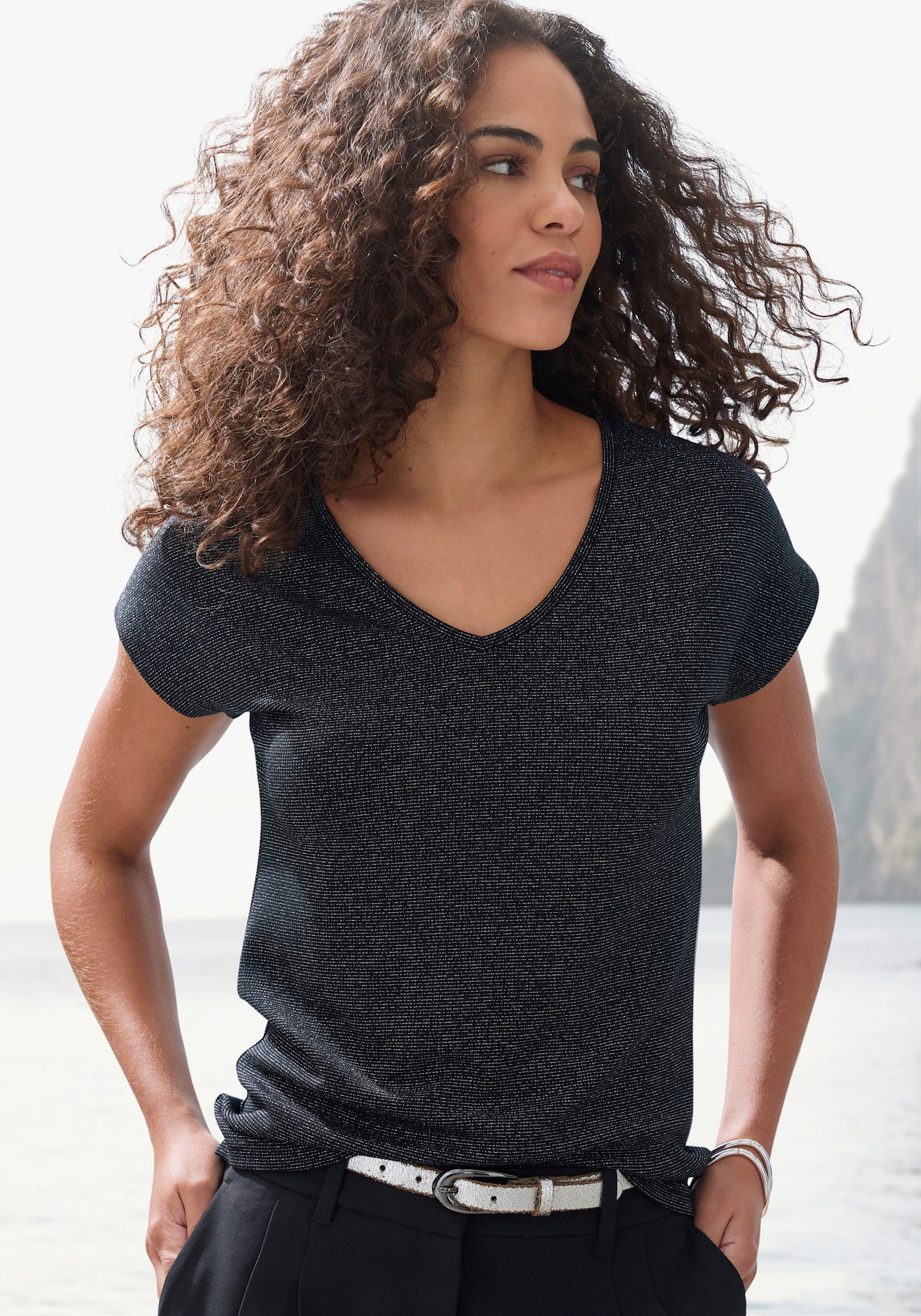 LASCANA Kurzarmshirt - schwarz