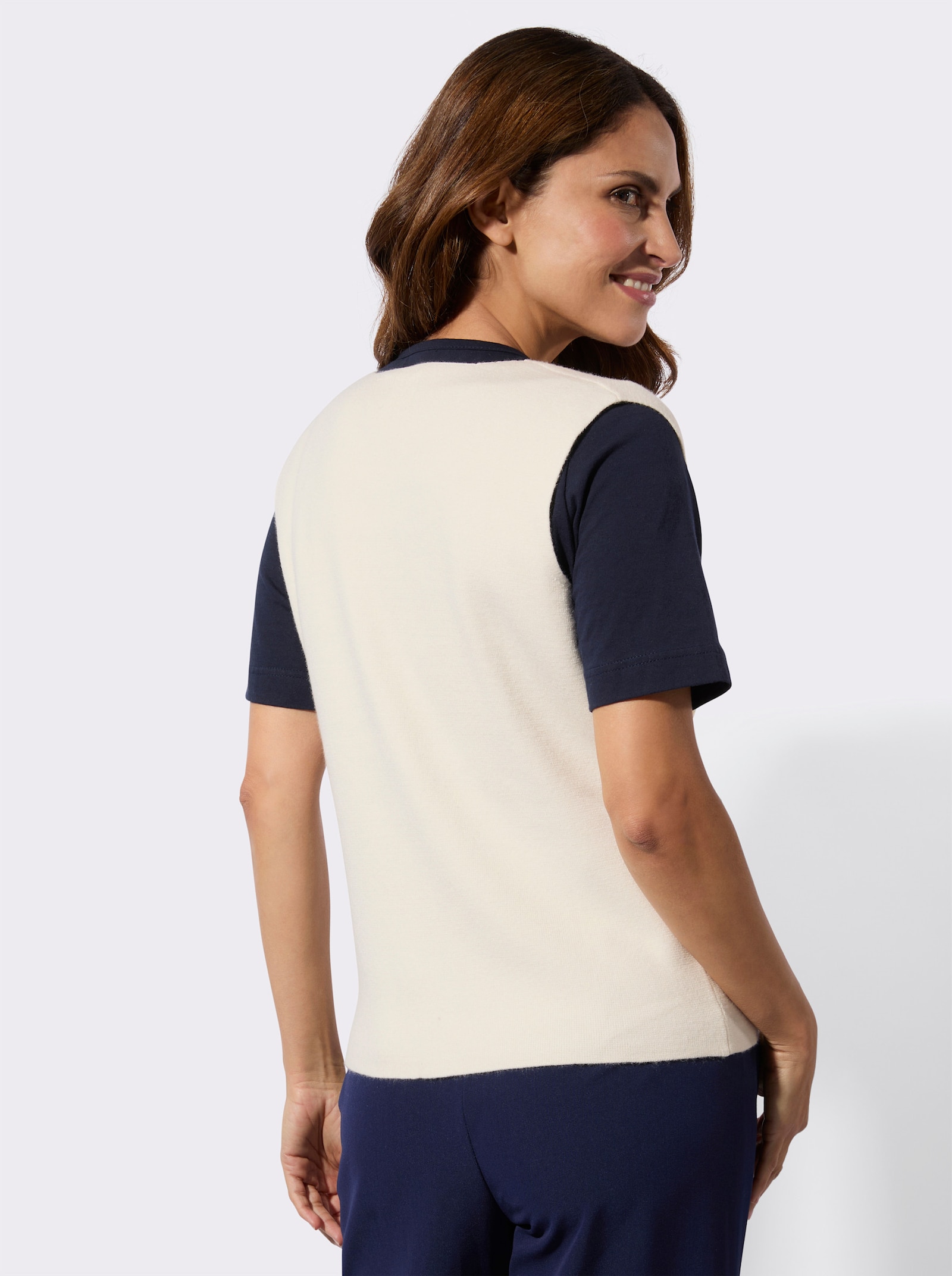 Strickweste mit asymmetrischem V-Ausschnitt - champagner