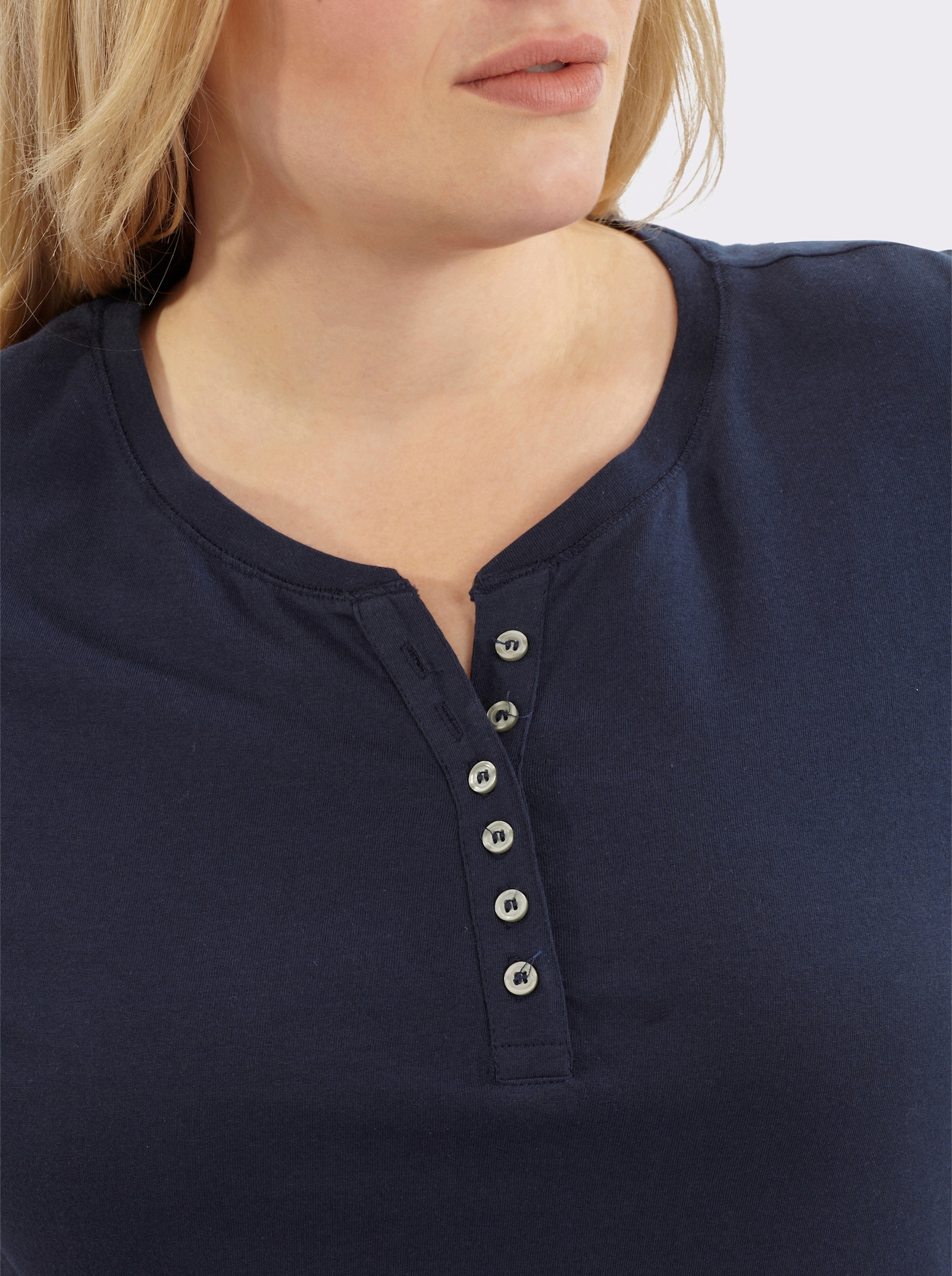 Kurzarmshirt mit fixiertem Ärmel-Aufschlag - marine