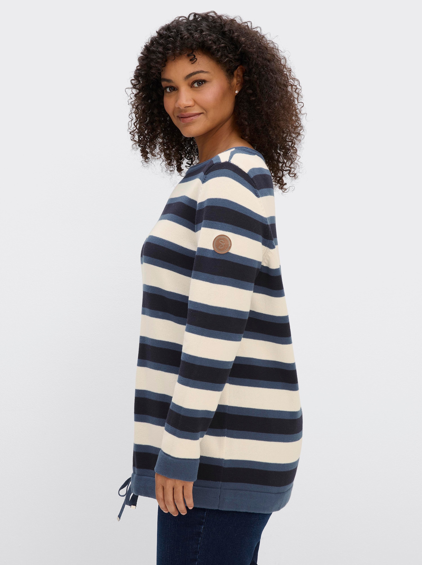 sheego Strickpullover im Colour-Blocking - tiefblau-ecru-geringelt