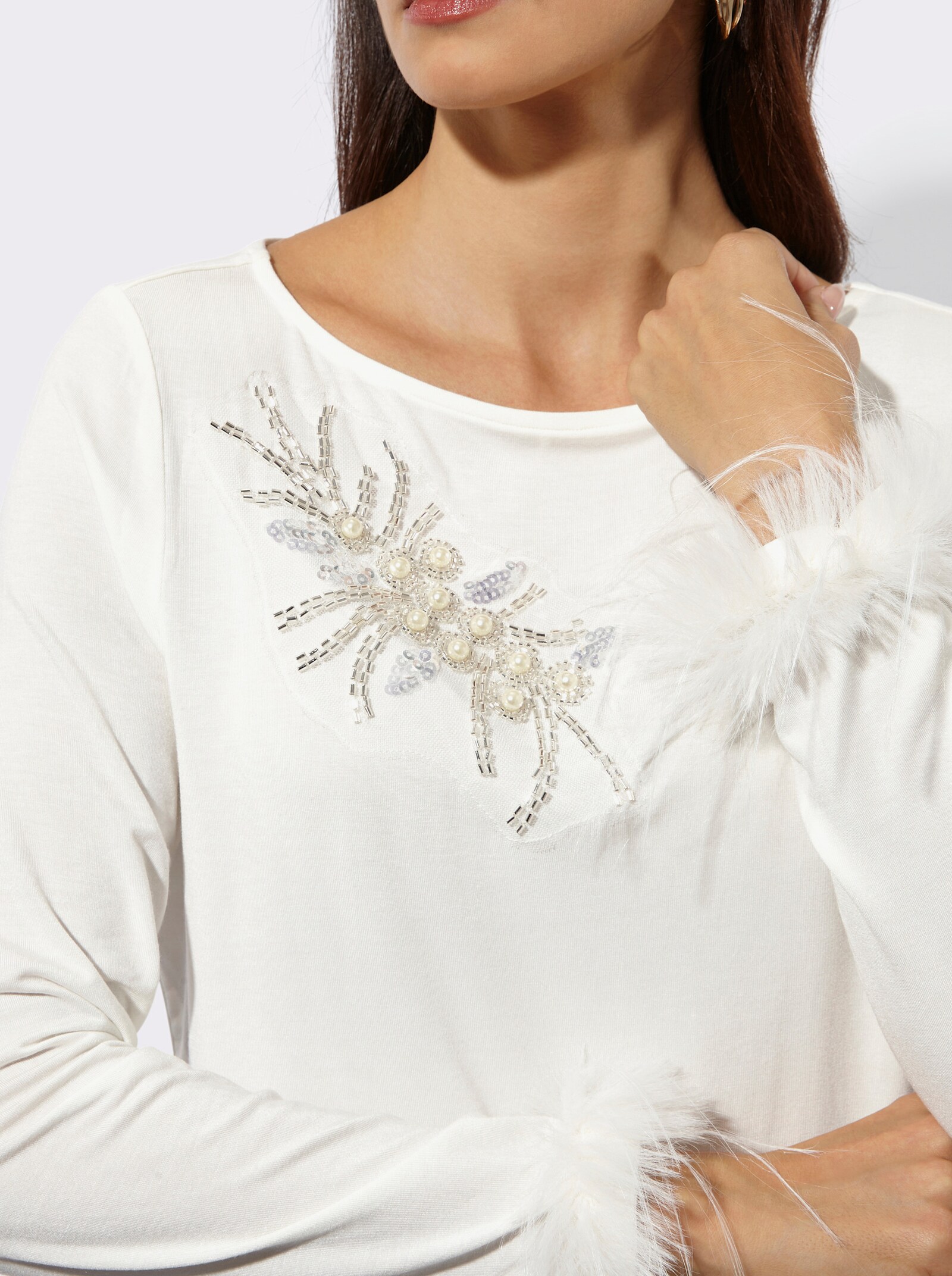 Langarmshirt mit Pailletten und Ziersteinchen - ecru