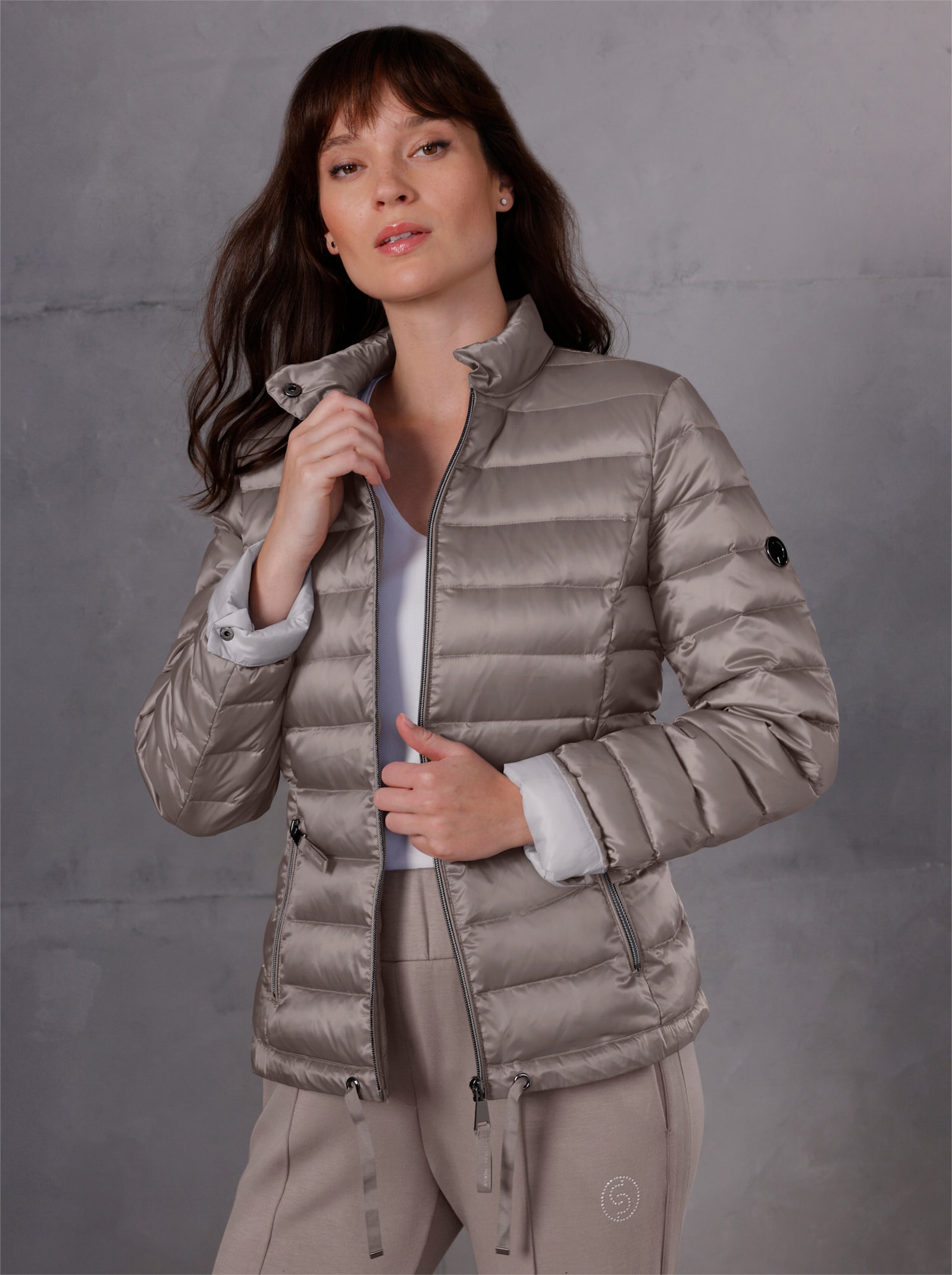 CREATION L PREMIUM Leichtdaunenjacke mit Pack-away-Beutel für unterwegs - taupe-hellgrau