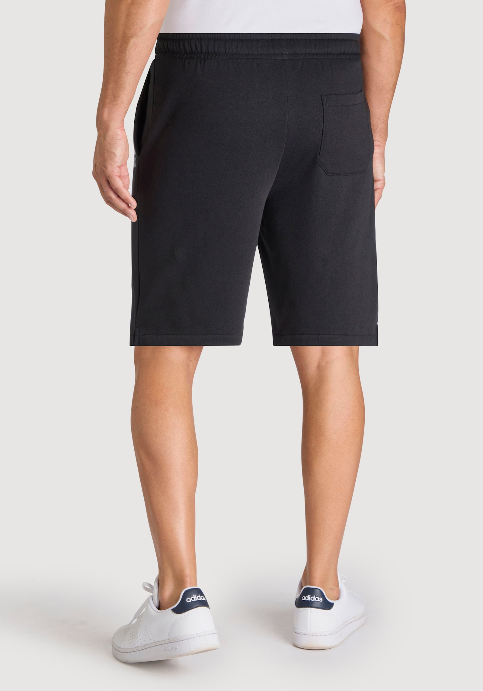 John Devin Sweatshort - zwart