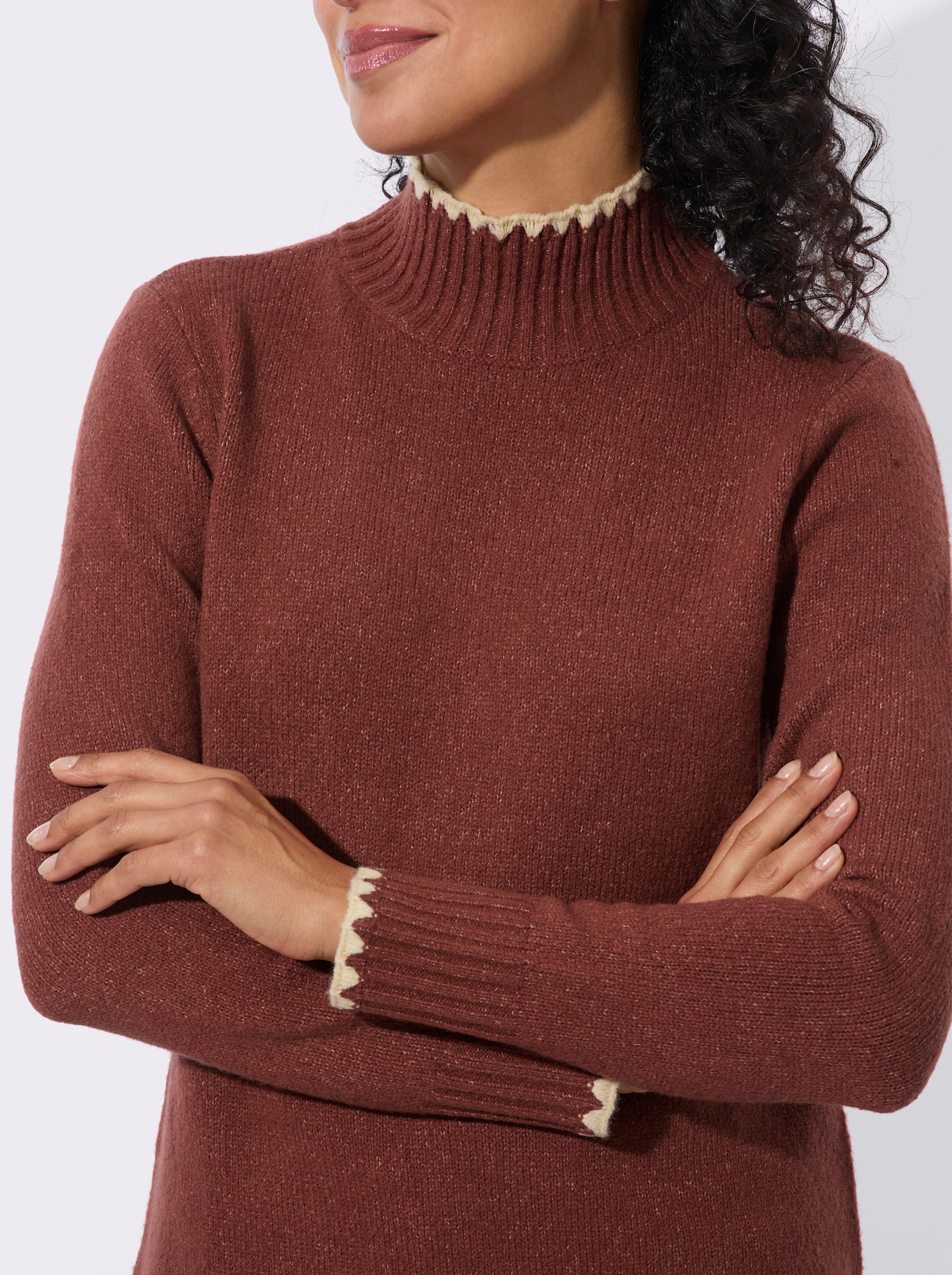 Longpullover mit Seitenschlitzen - rotbraun